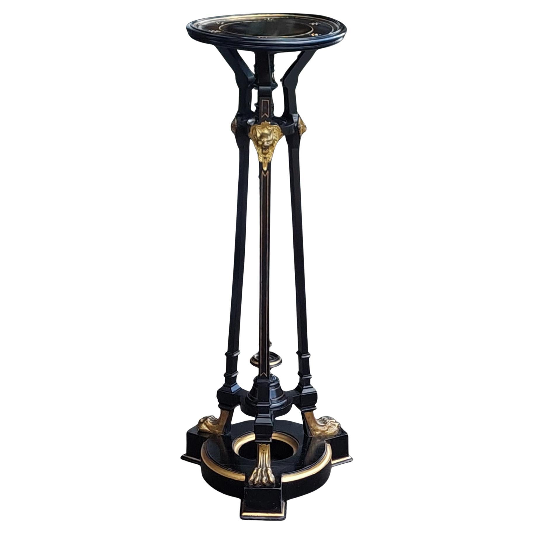 Jardiniere de la fin du 19e siècle, ébonisée et montée en bronze doré en vente