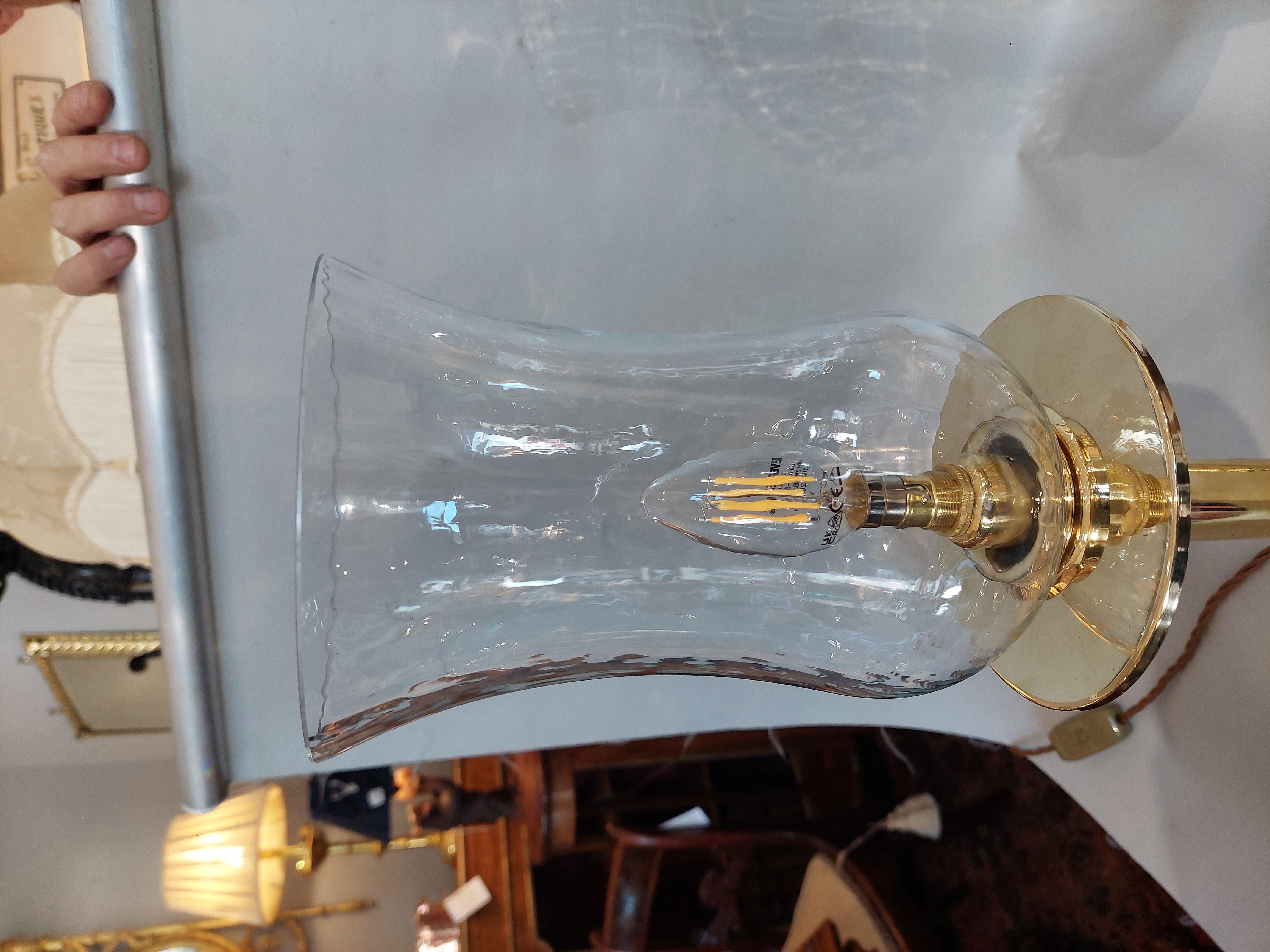 English Pair of 19thC Turned Brass Table Lamps For Sale