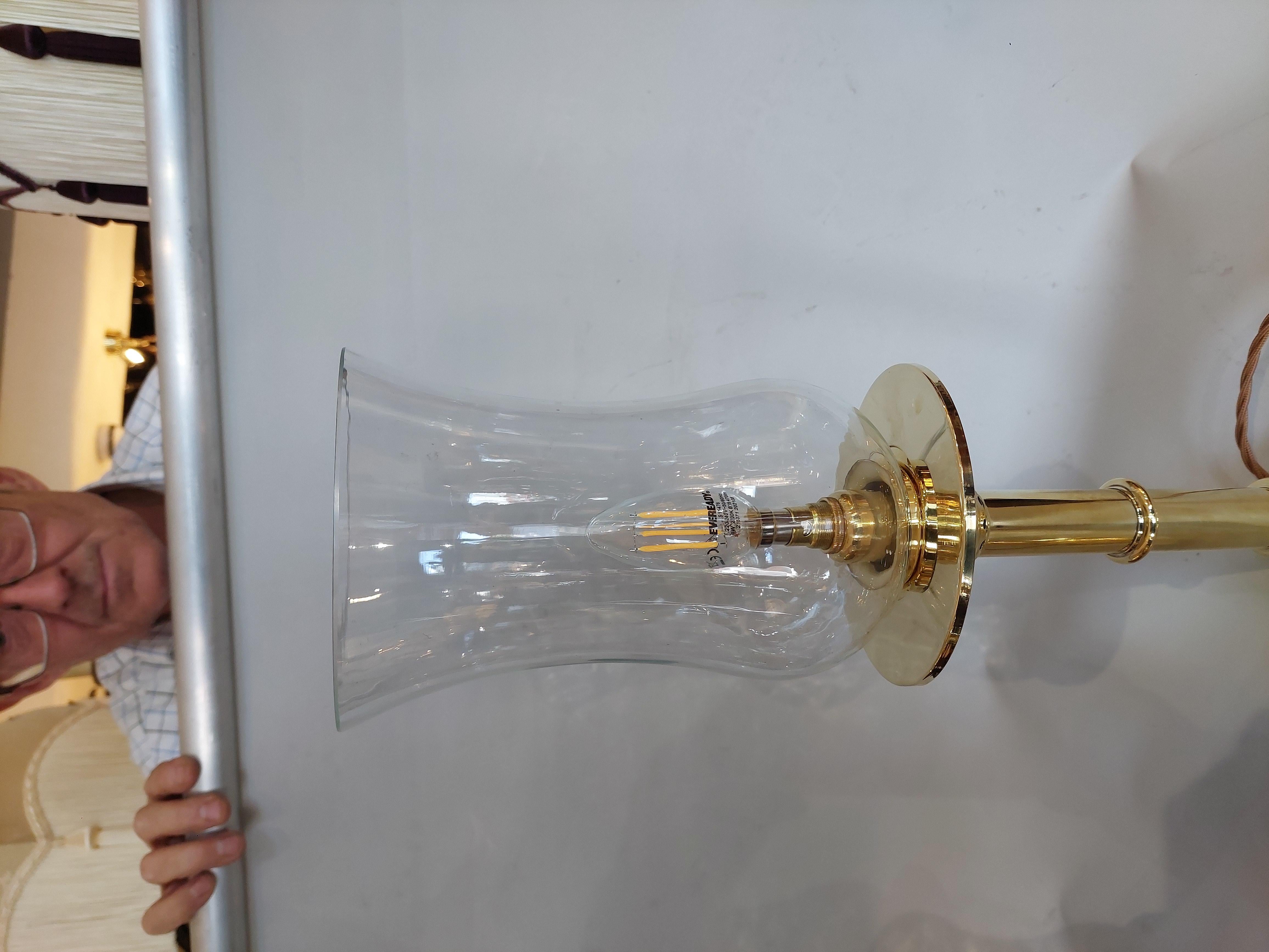 Victorian Pair of 19thC Turned Brass Table Lamps For Sale