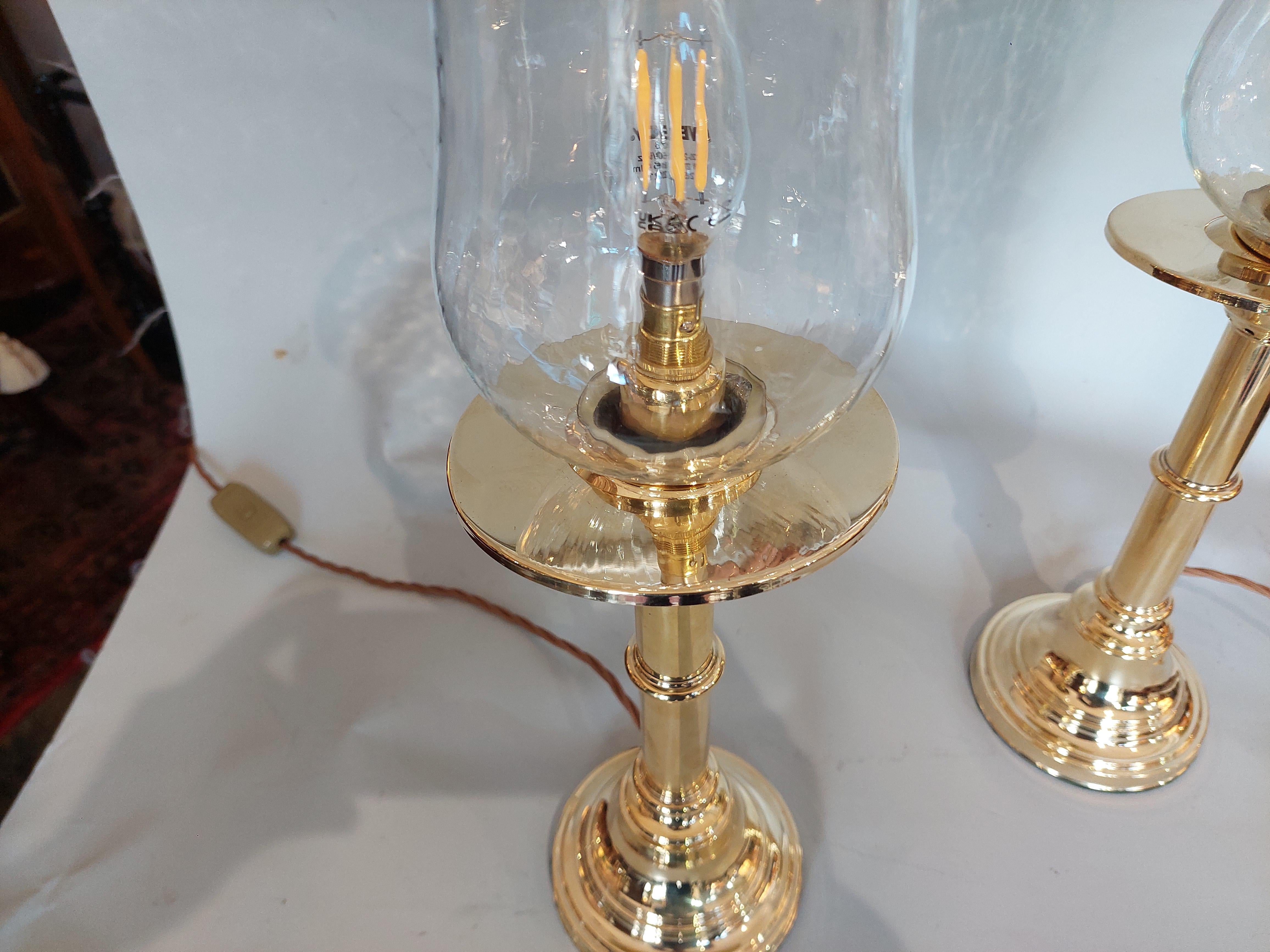 19th Century Pair of 19thC Turned Brass Table Lamps For Sale