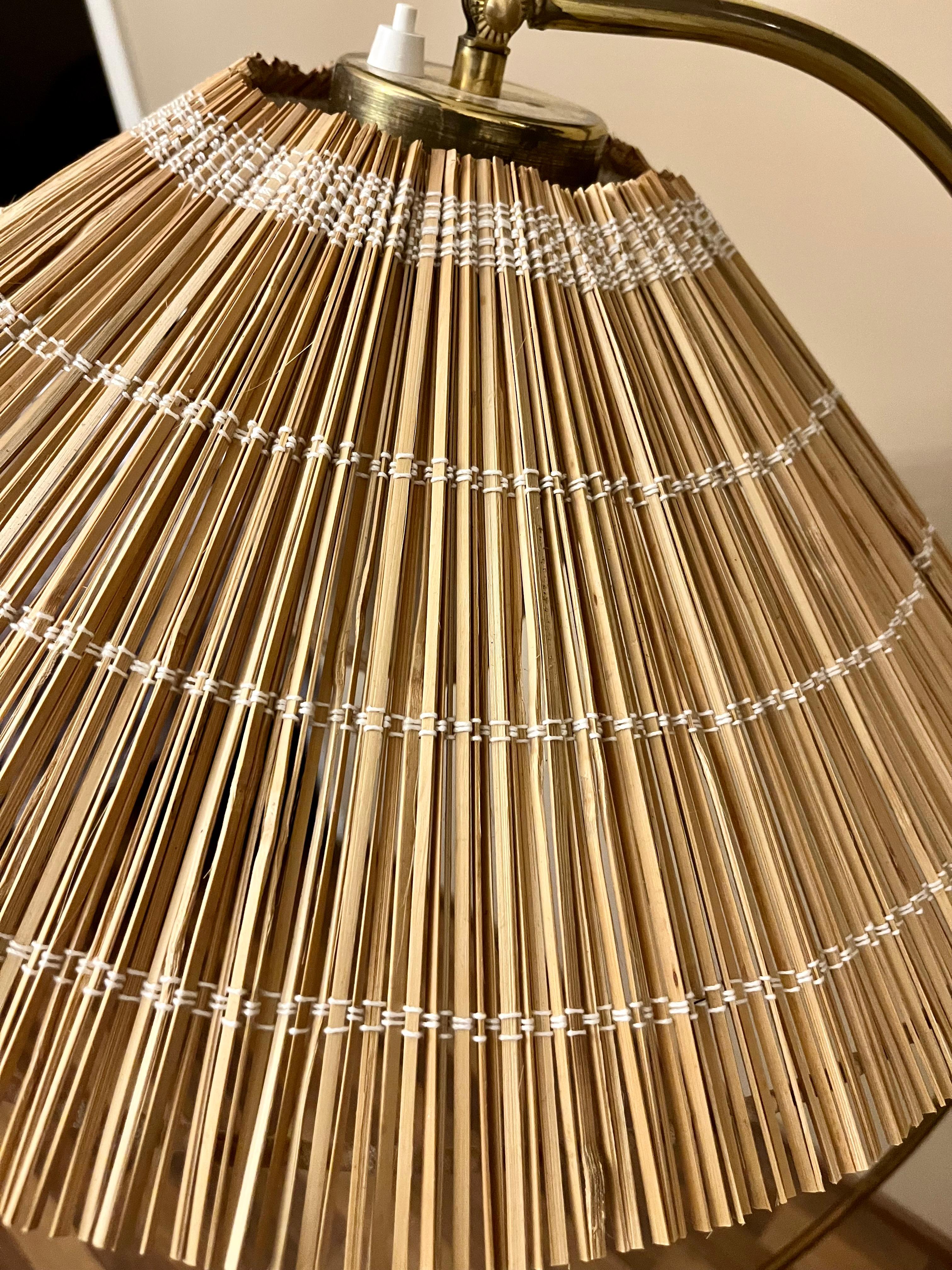 Laiton Design finlandais Lampadaire Soini en vente