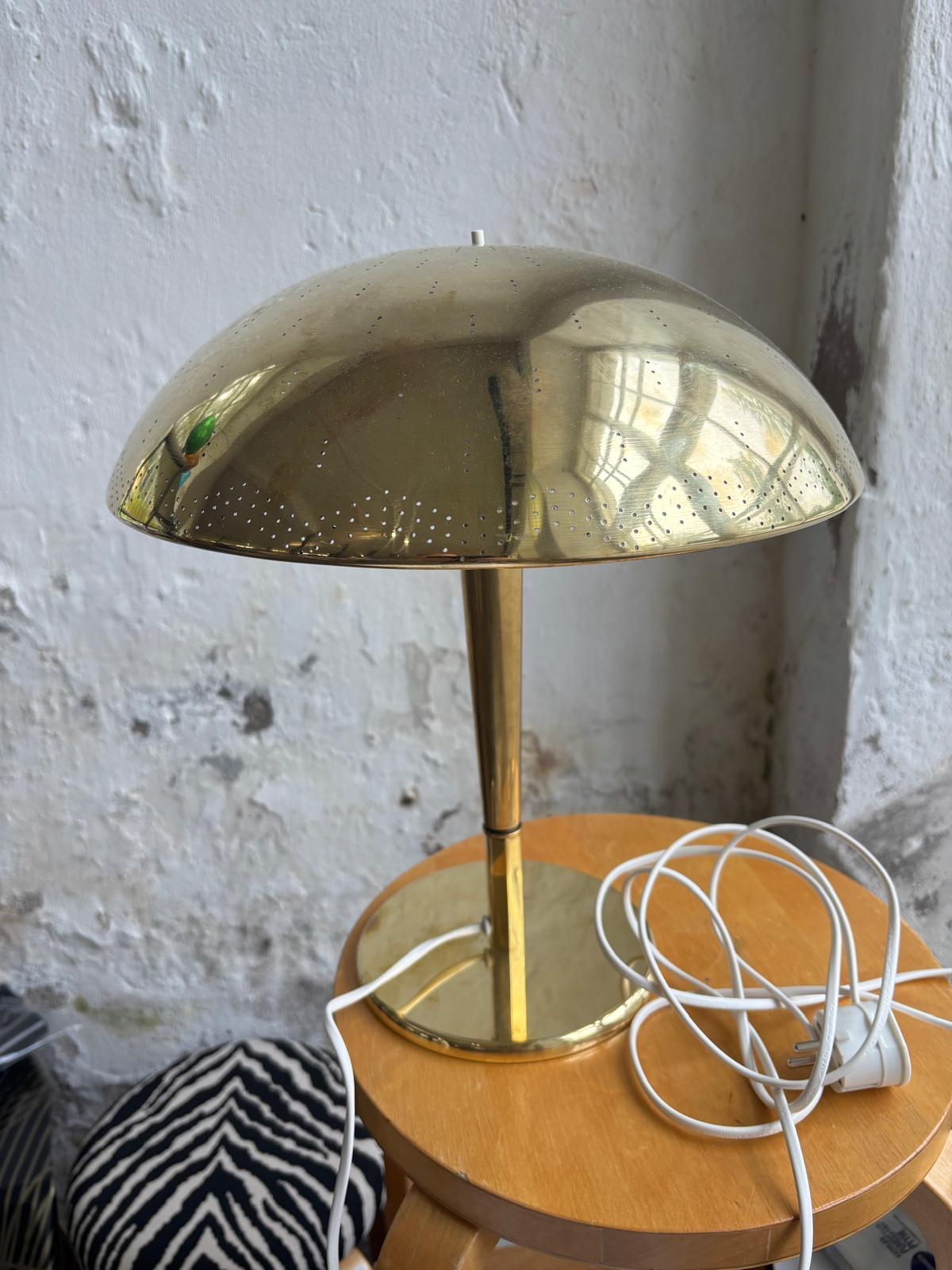 Paavo Tynell, Table lamp; Model 5061 TAITO. 1950 For Sale 1
