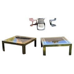 Paire de tables basses Giacomo Sinopoli « Liwan » en laiton et verre bordeaux, Italie, années 70