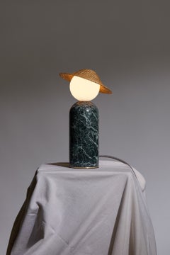 Lámpara de mesa Théros 0.1 S de Aristotelis Barakos, de mármol blanco