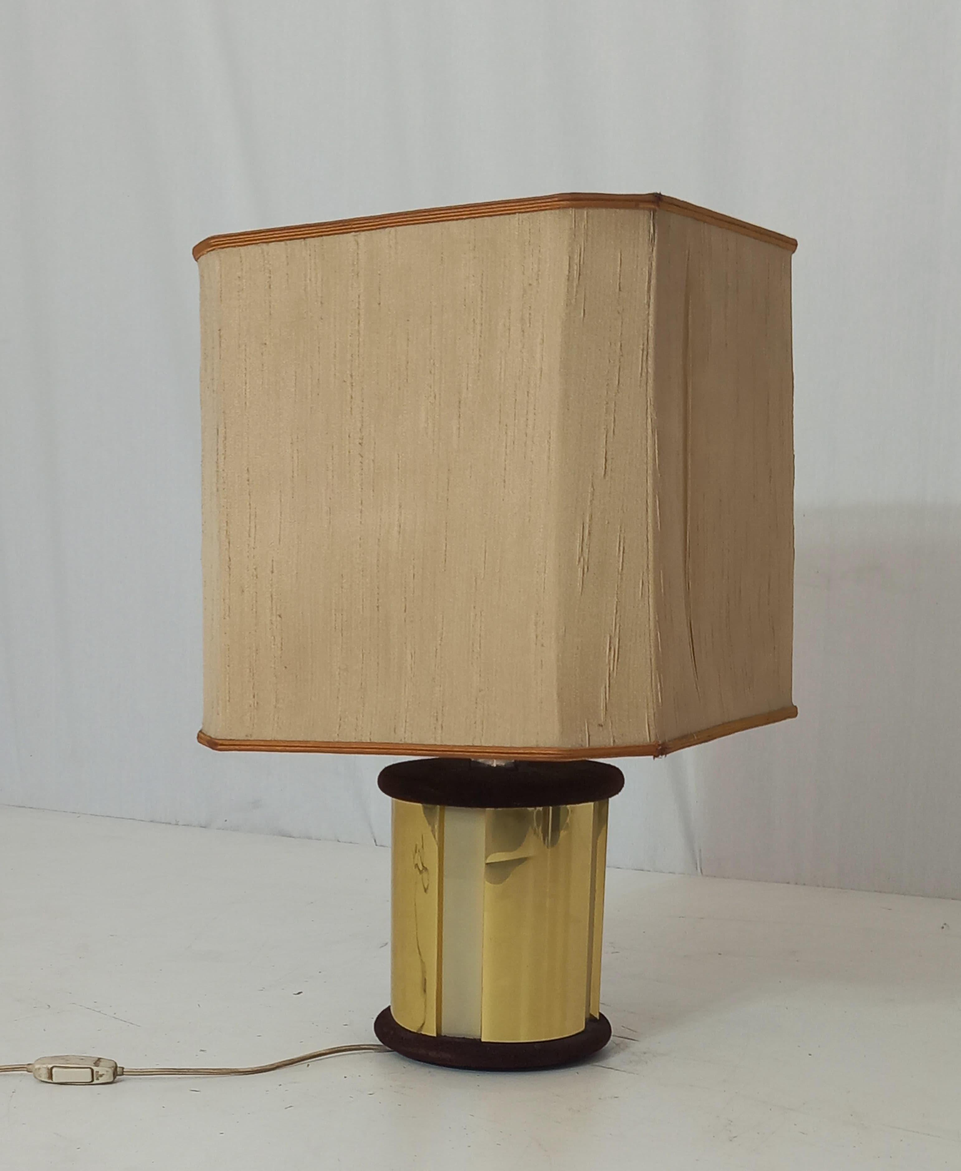 Mid-Century Modern Mid-Century Classic Table Lamp, 1960s For Sale