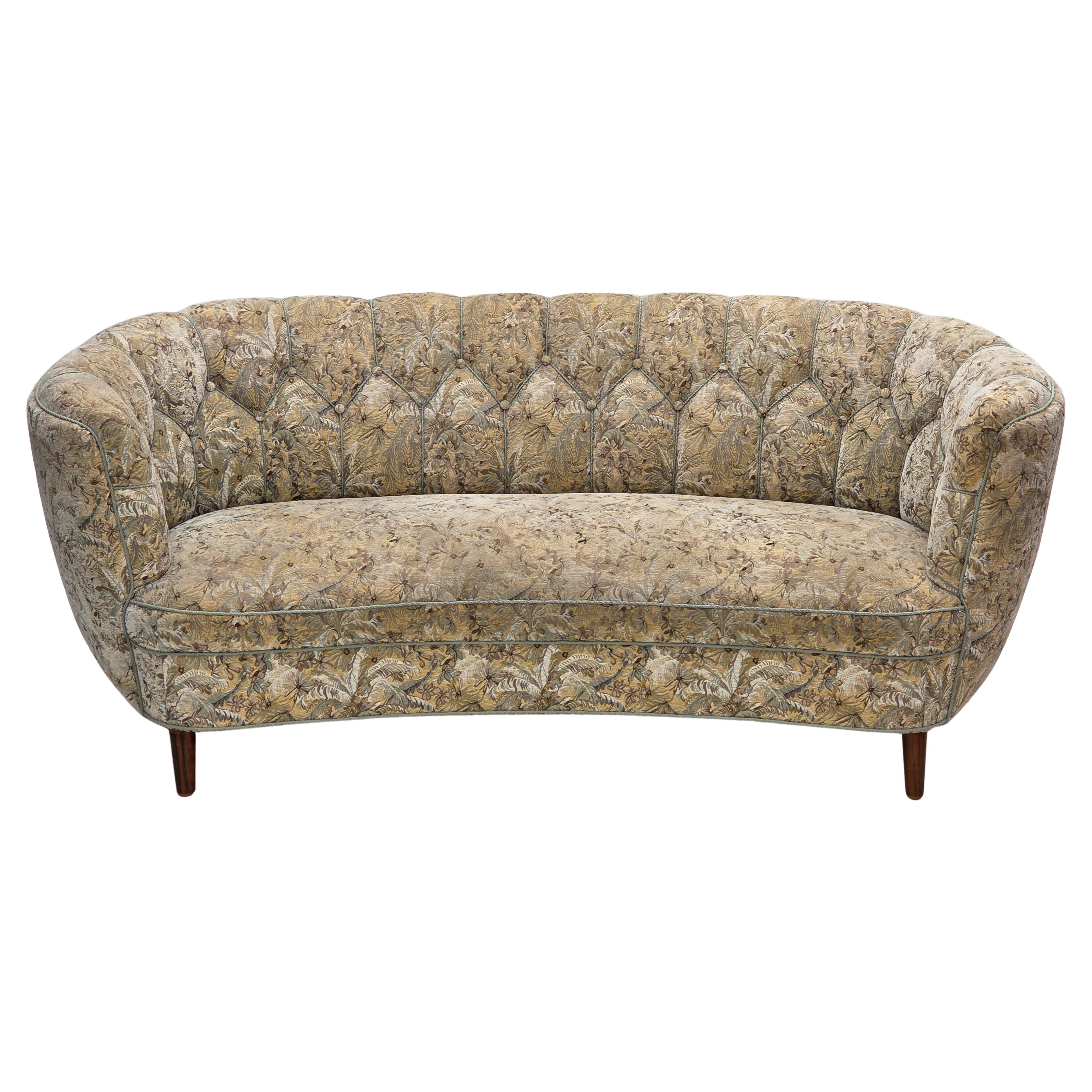 1970s, Danish 3 seater curved sofa, original multicolor furniture fabric. For Sale