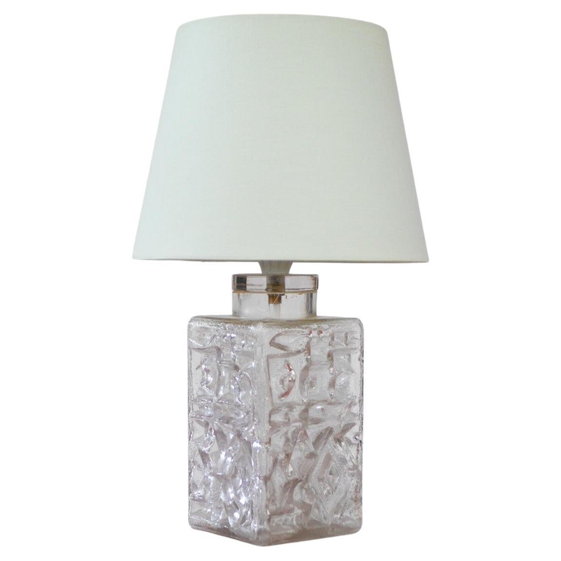 Eine fantastische Glaslampe von Henrik Blomqvist bei Stilarmatur, Tranås, Schweden