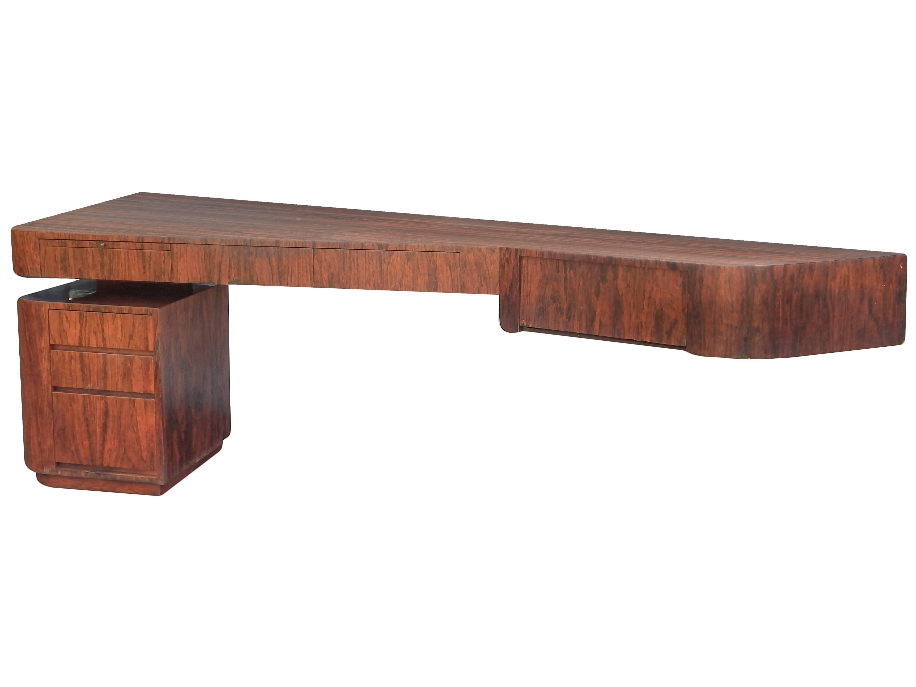 Mid-Century Wall Hung Desk In Good Condition For Sale In Bridgehampton, NY