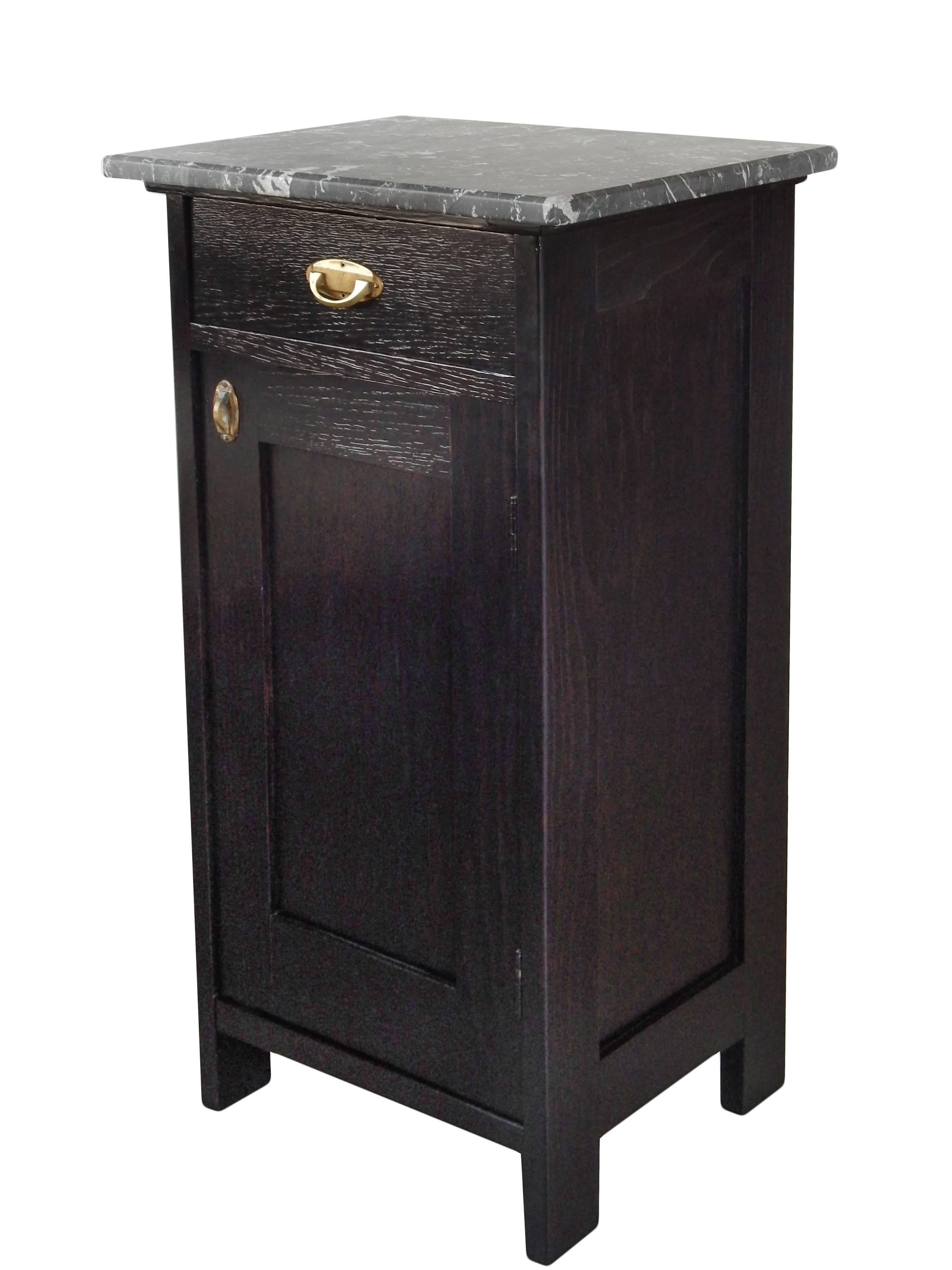 Pair of Ebonized Marble-Top Nightstands For Sale 1