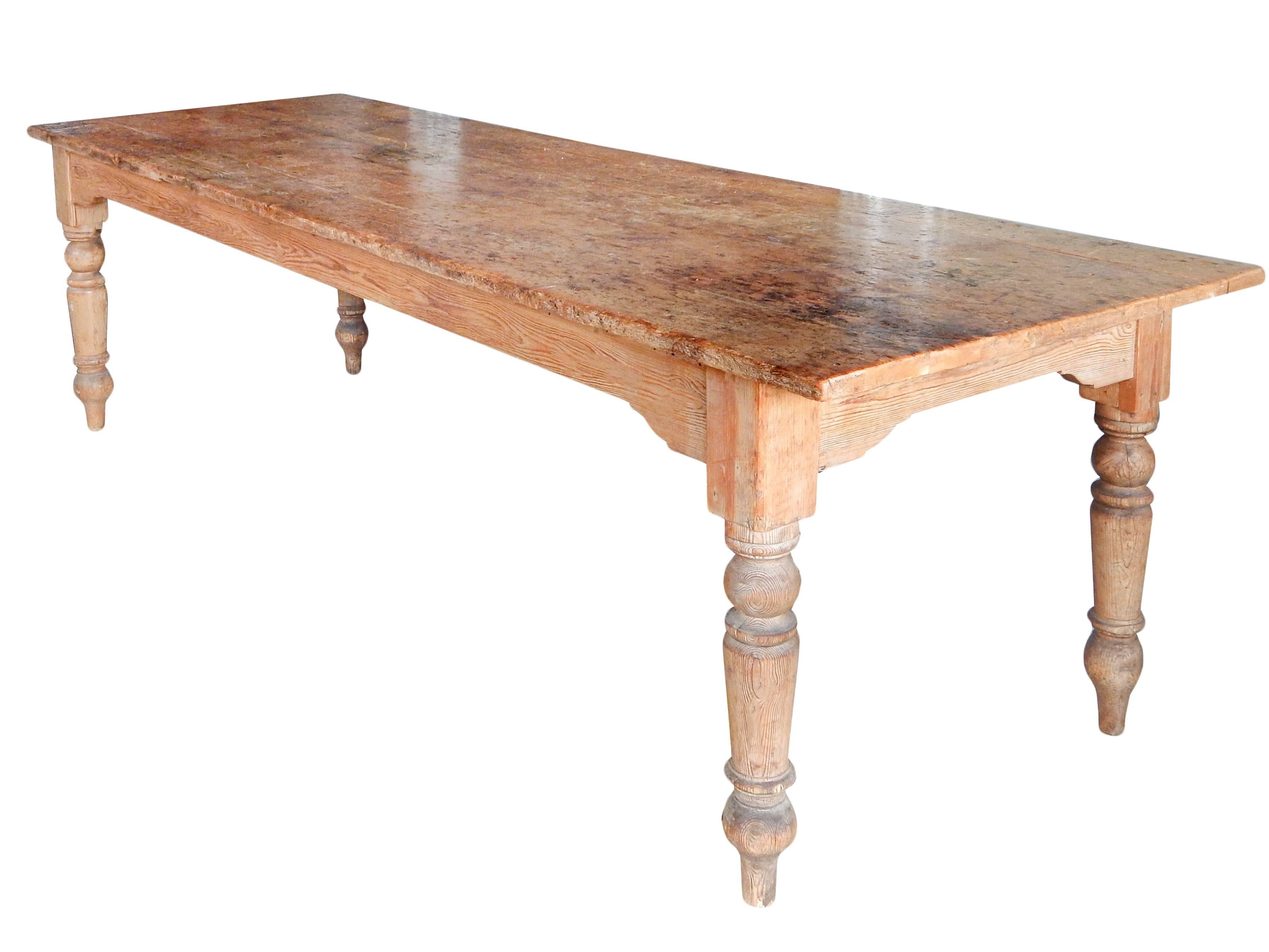 Old French Farm Table In Good Condition In Bridgehampton, NY