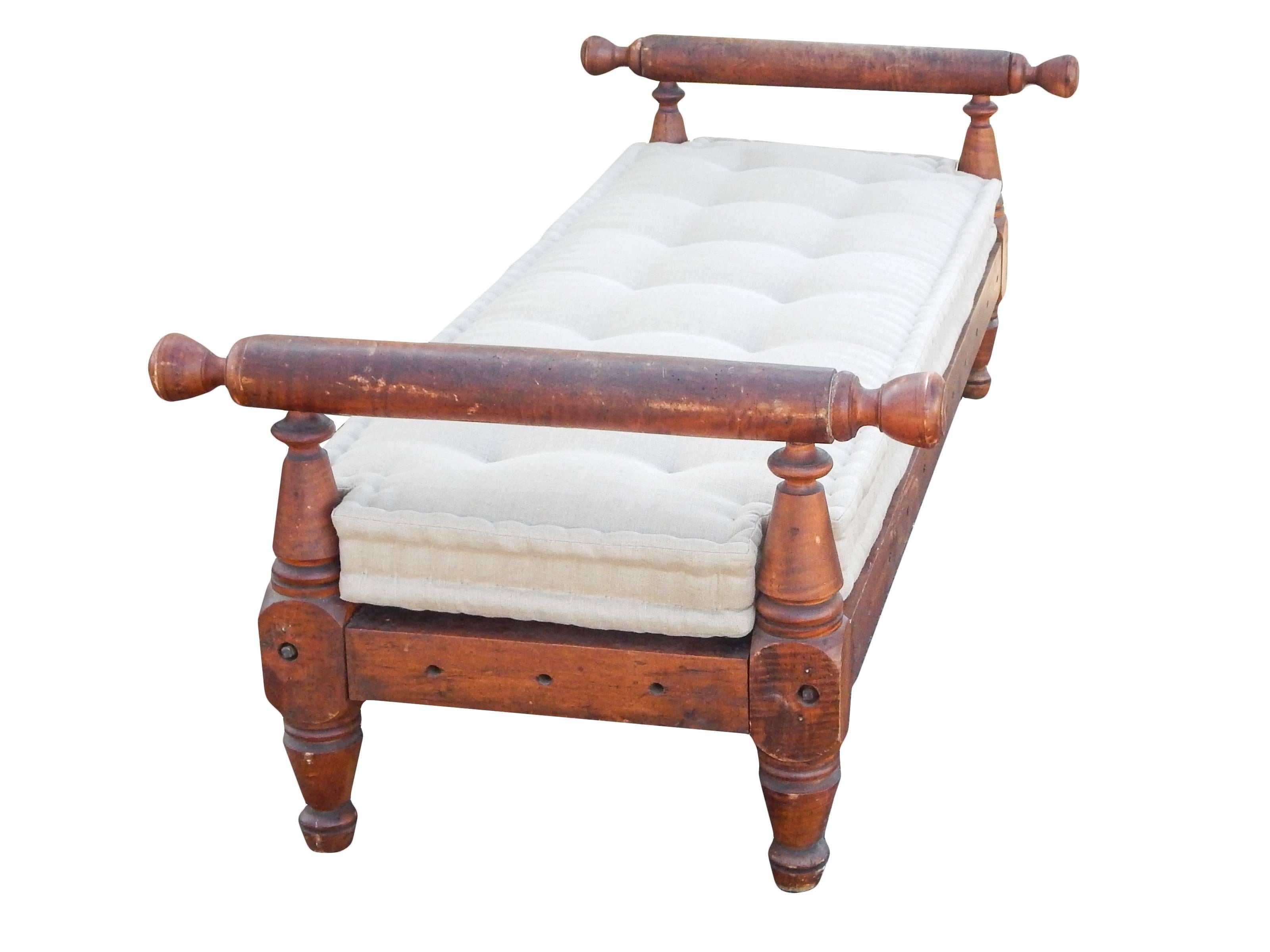 Antique Workman’S Bed with Custom French Mattress In Good Condition For Sale In Bridgehampton, NY
