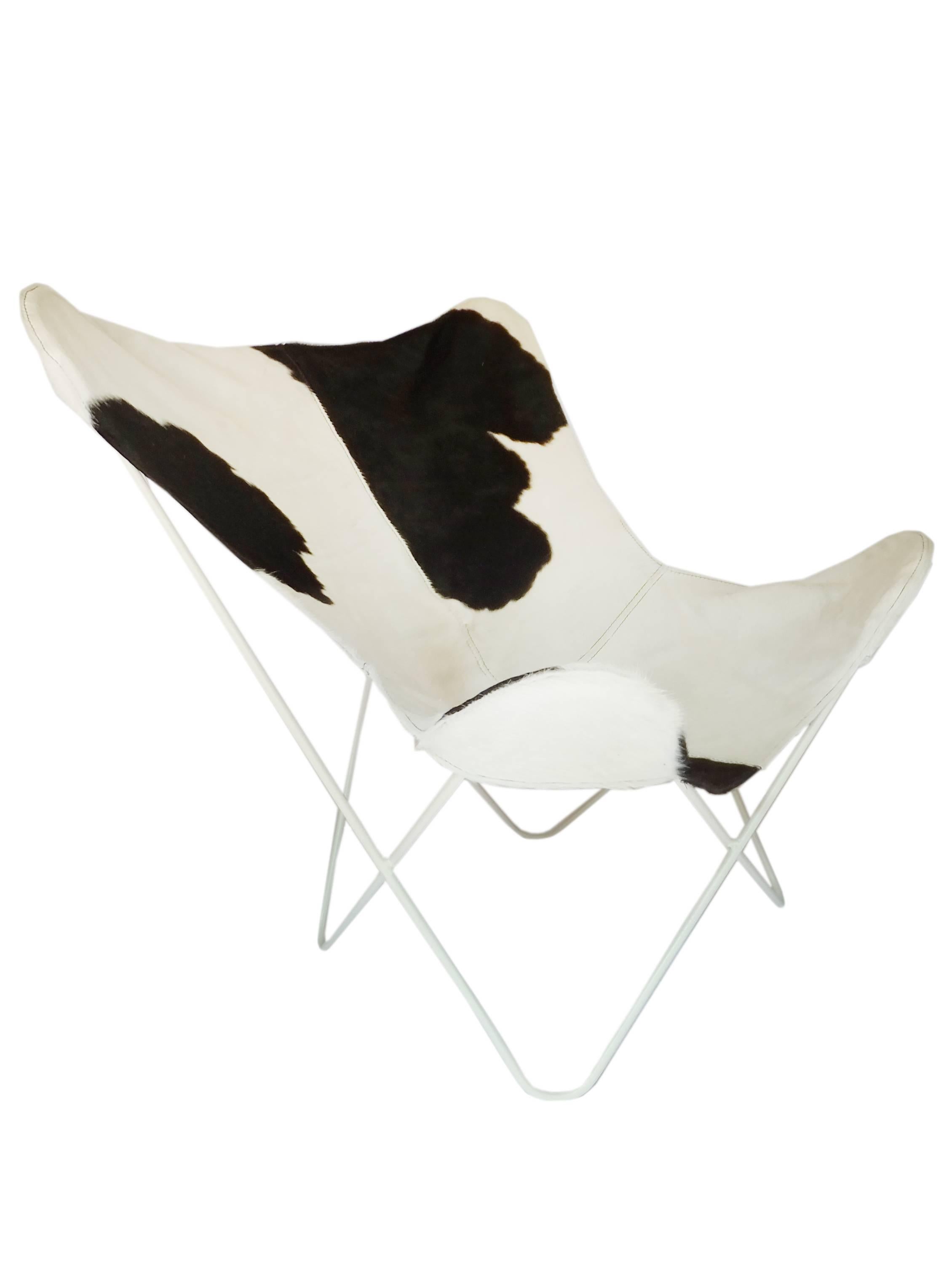 American Pair of Cowhide Butterfly Chairs For Sale