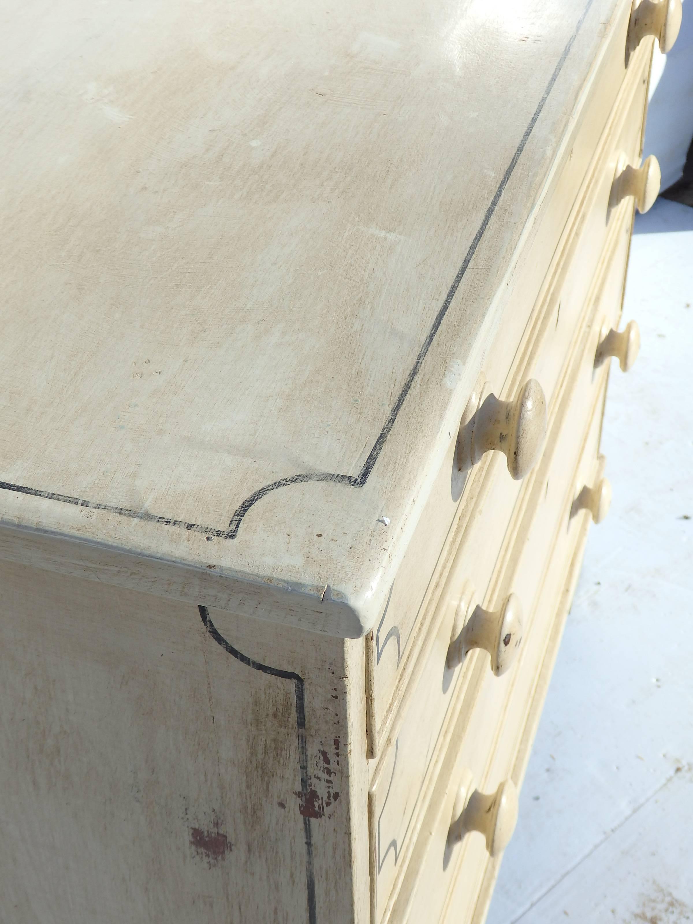 European English Painted Chest of Drawers For Sale