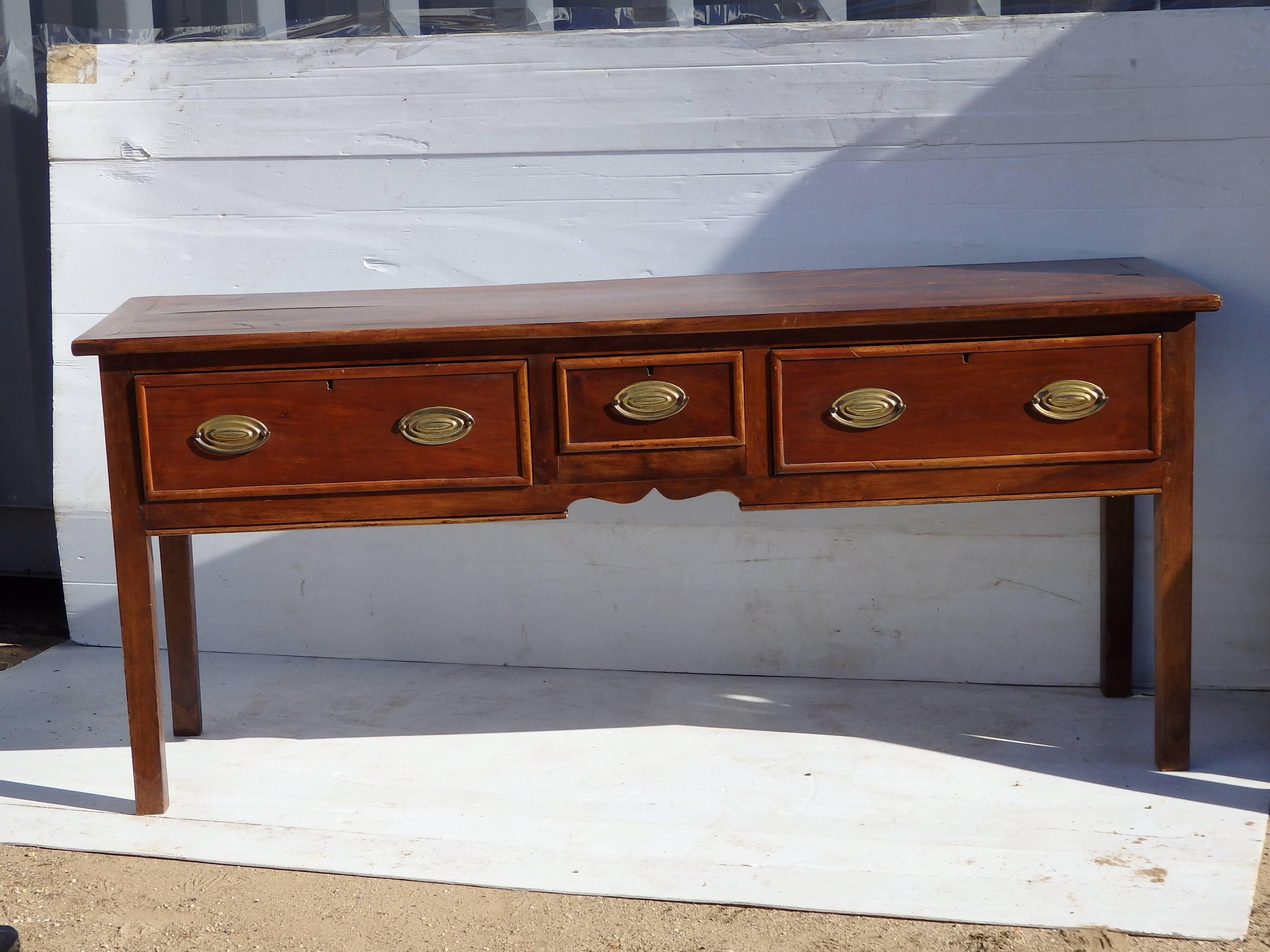 19th C French Server with three drawers, with brass hardware. Cleated ends, and tapered legs, lovely finish and patina
We specialize in servers! contact us for current stock
