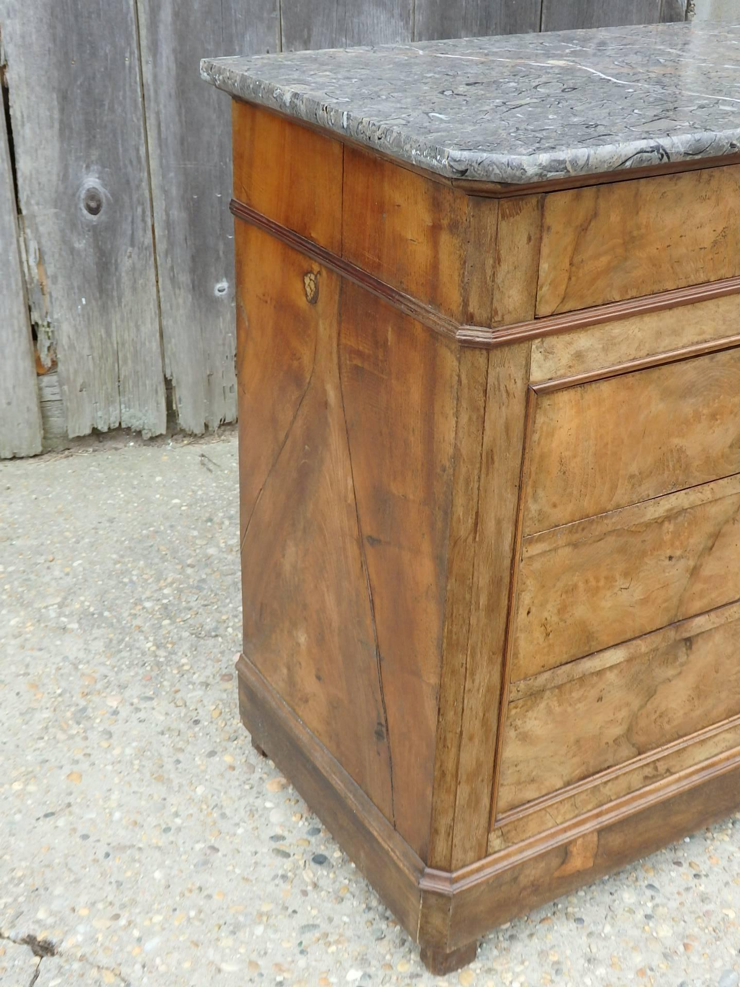 French 19th Century Dresser In Good Condition For Sale In Bridgehampton, NY