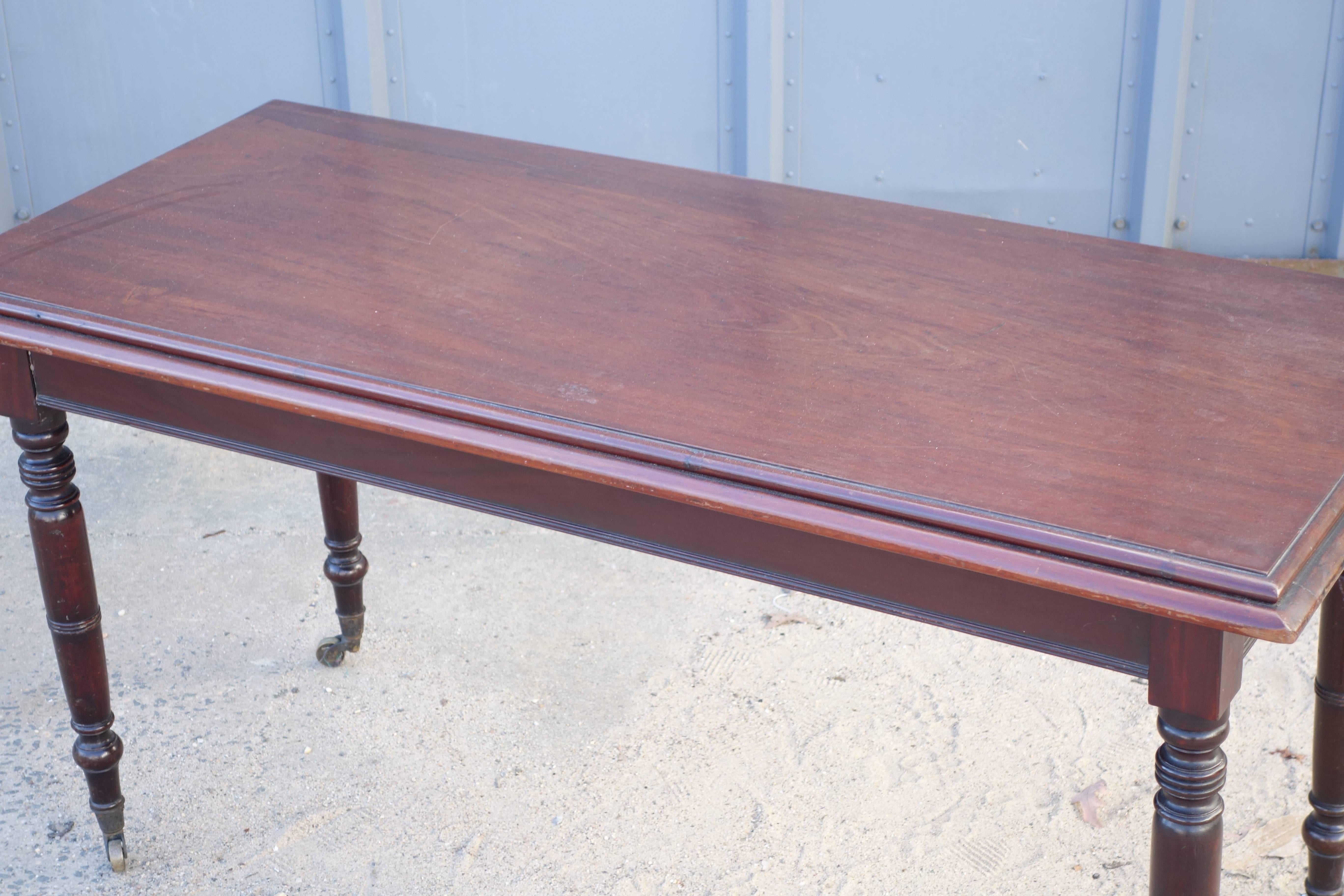 Mahogany Writing Table In Good Condition For Sale In Bridgehampton, NY