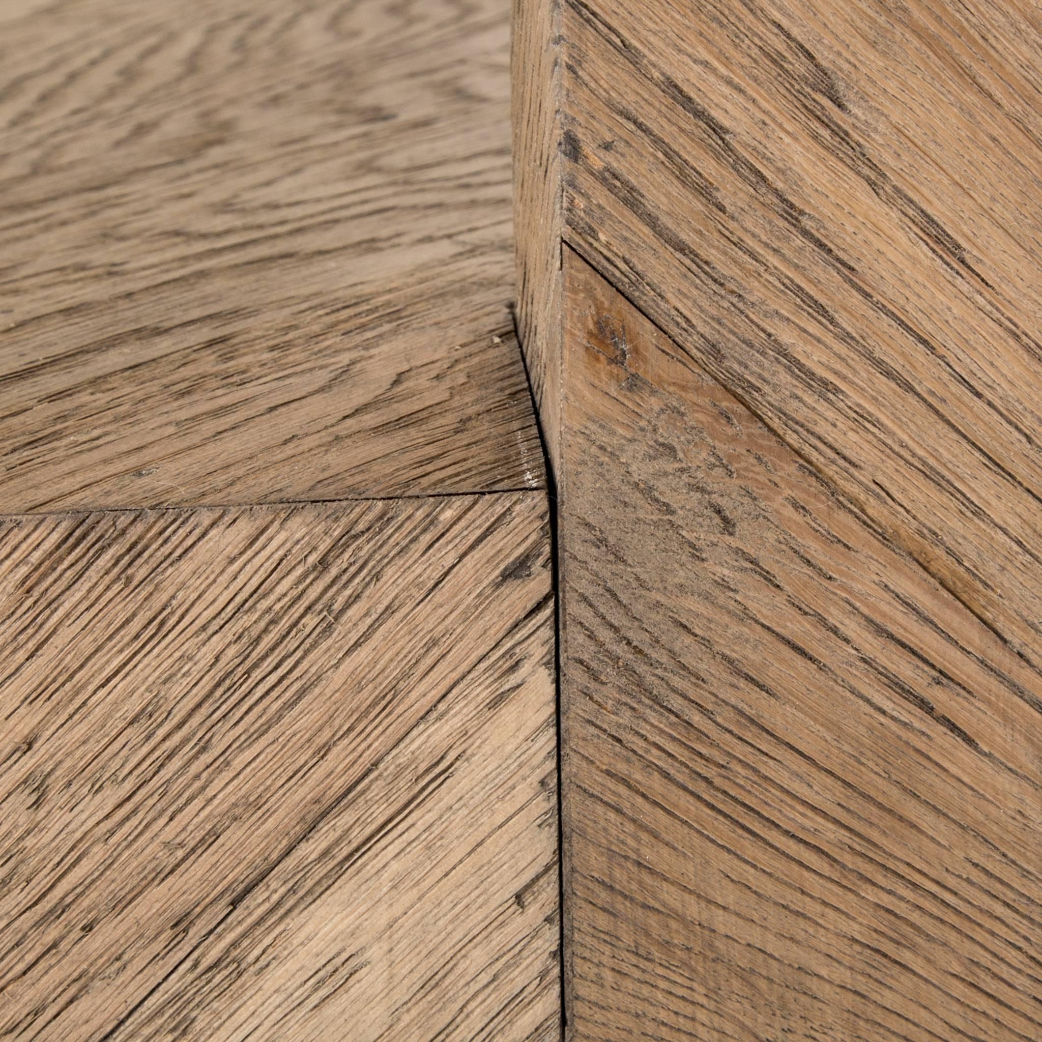 Parsons Style Console Table In Good Condition For Sale In Bridgehampton, NY