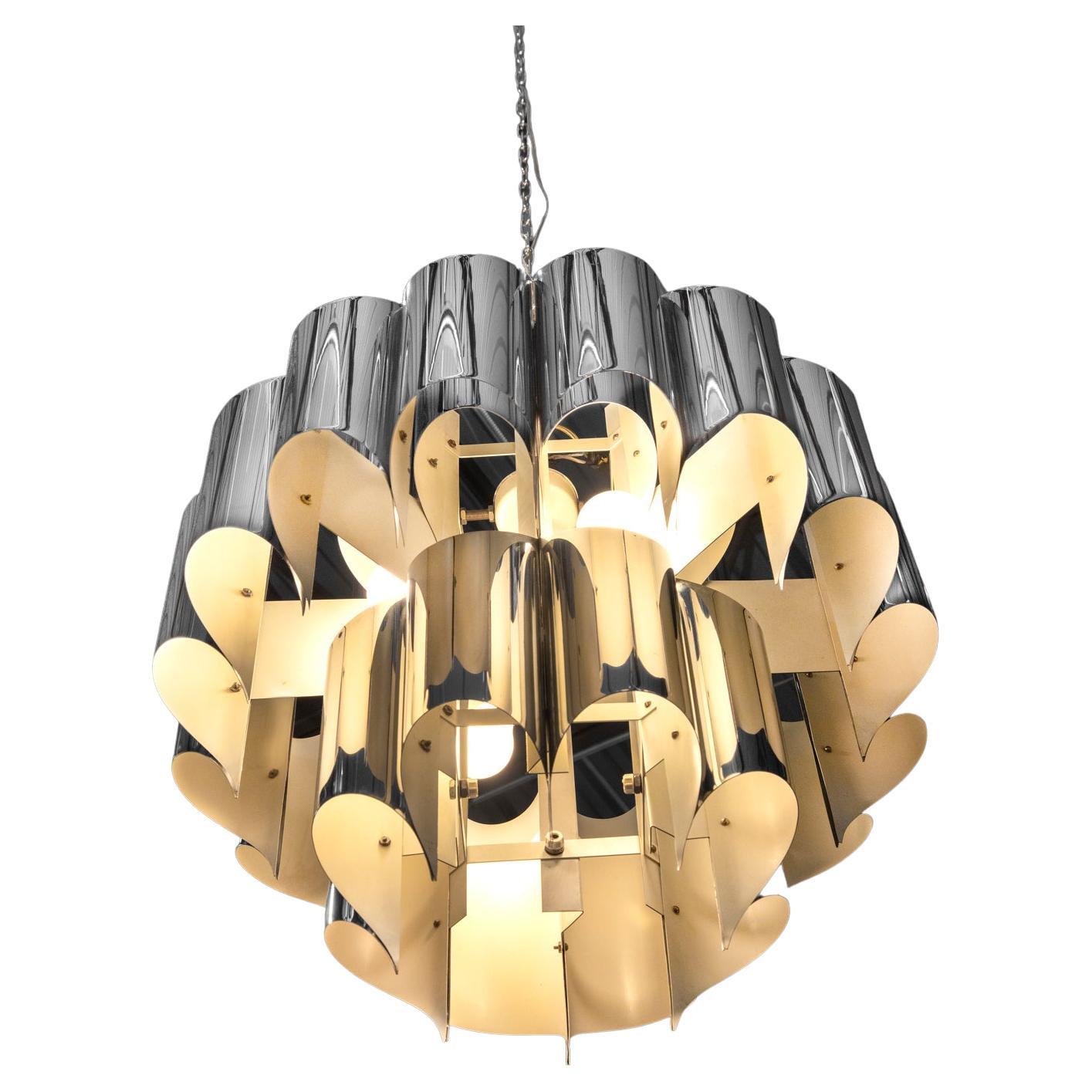 SALE ONE WEEK ONLY

Large original 1970s version chandelier, Polished Metal, Tubular, Great Condition, Mid-Century Modern.
An unusually handsome and elegant Sonneman chandelier design that commands attention and enhances any space in which it is