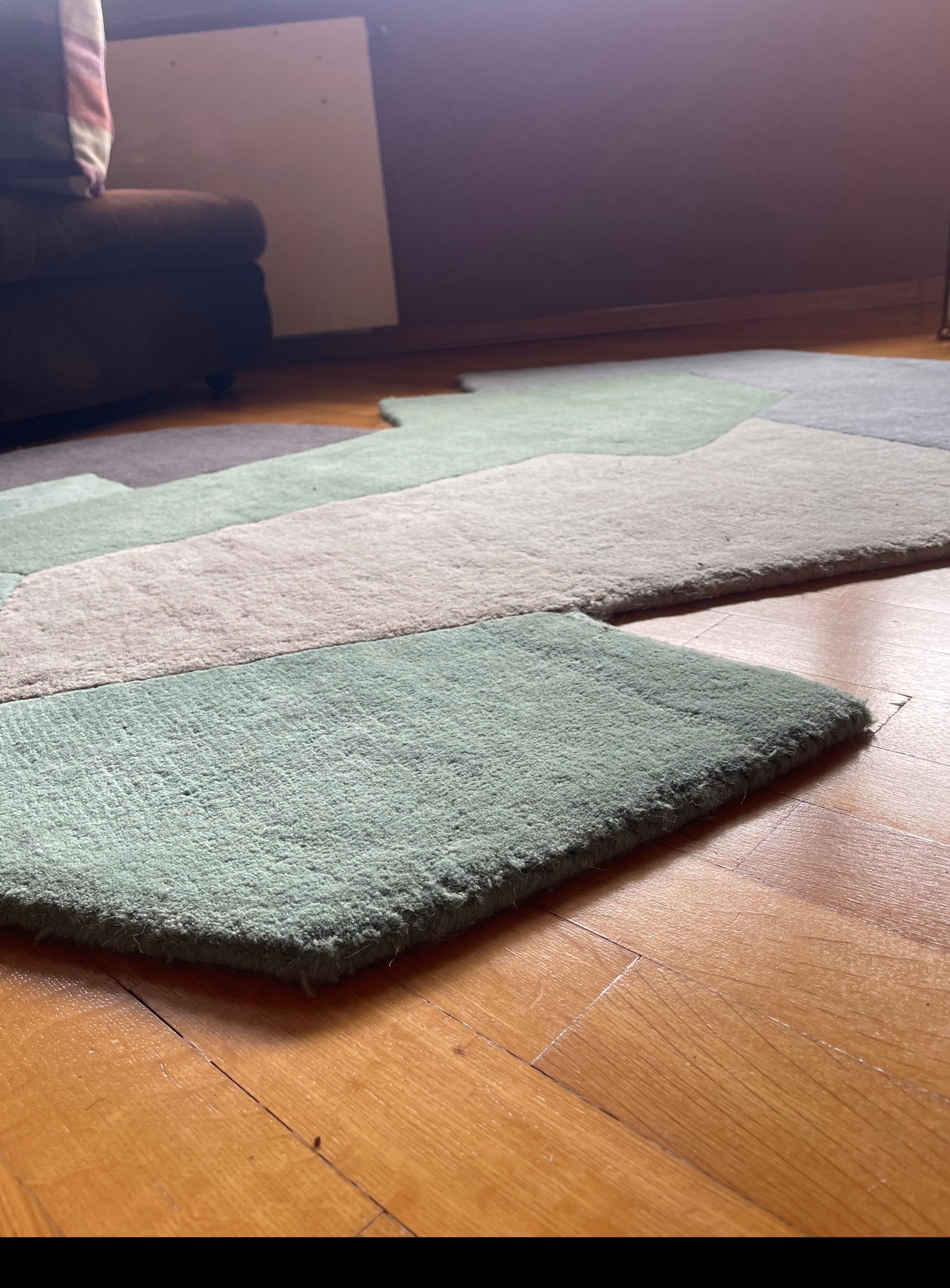 21st Century Contemporary Colorful Geometric Rug, Hand Tufted Wool, Green Tones For Sale 5