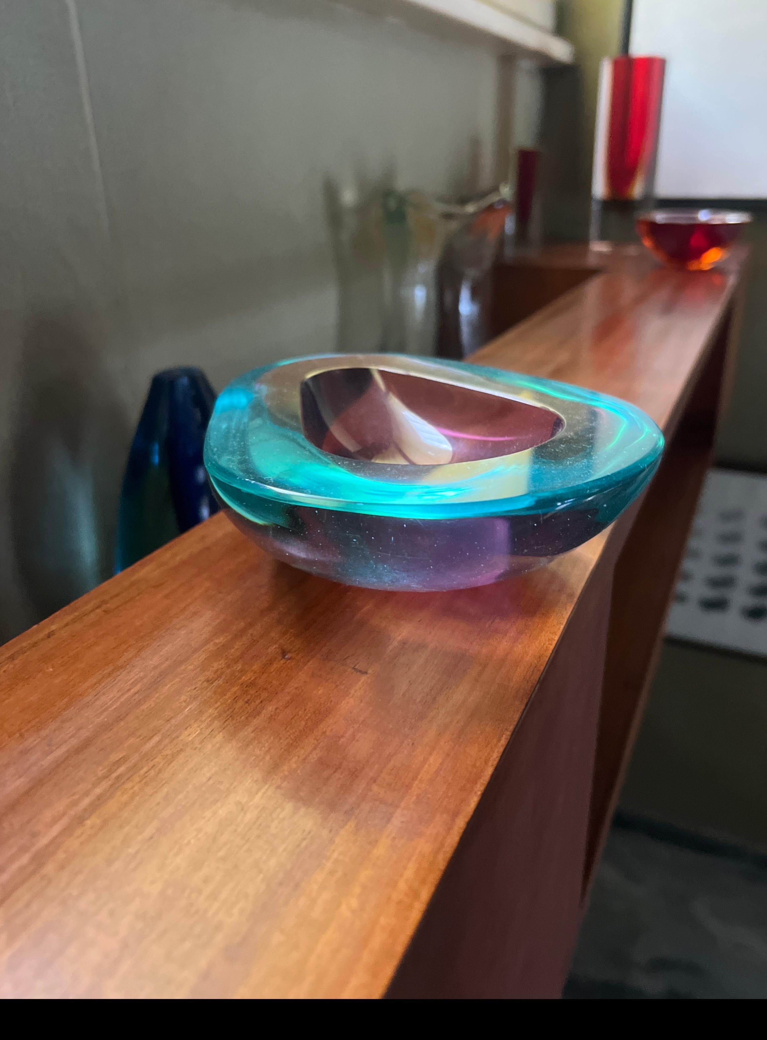 Vintage Mid-Century Murano Glass Bowl in Sommerso Glass, Flavio Poli Stye For Sale 7