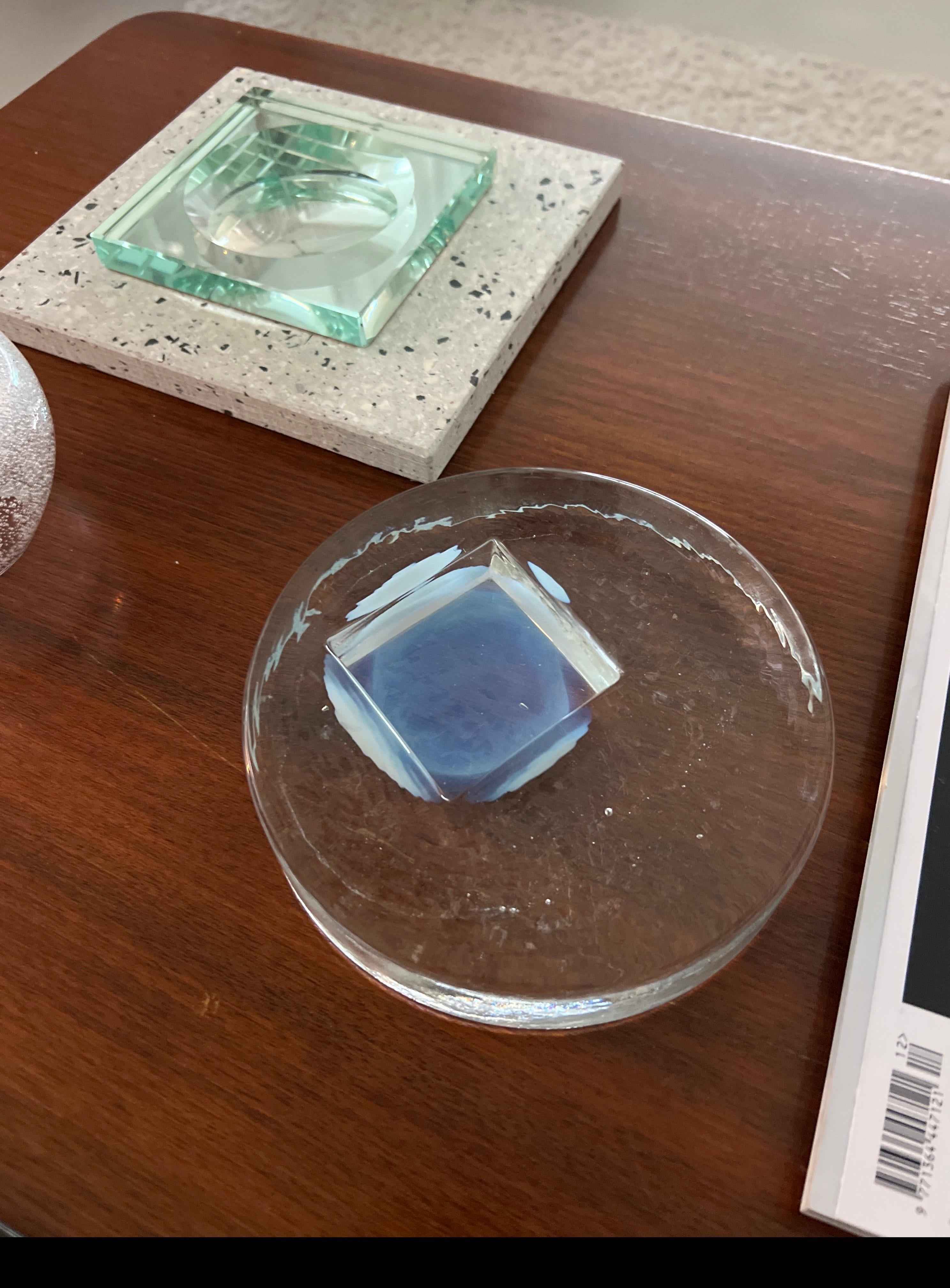 Aschenbecher aus Murano-Glas aus der Mitte des Jahrhunderts, mattiert, mit blauen Akzenten im Angebot 8