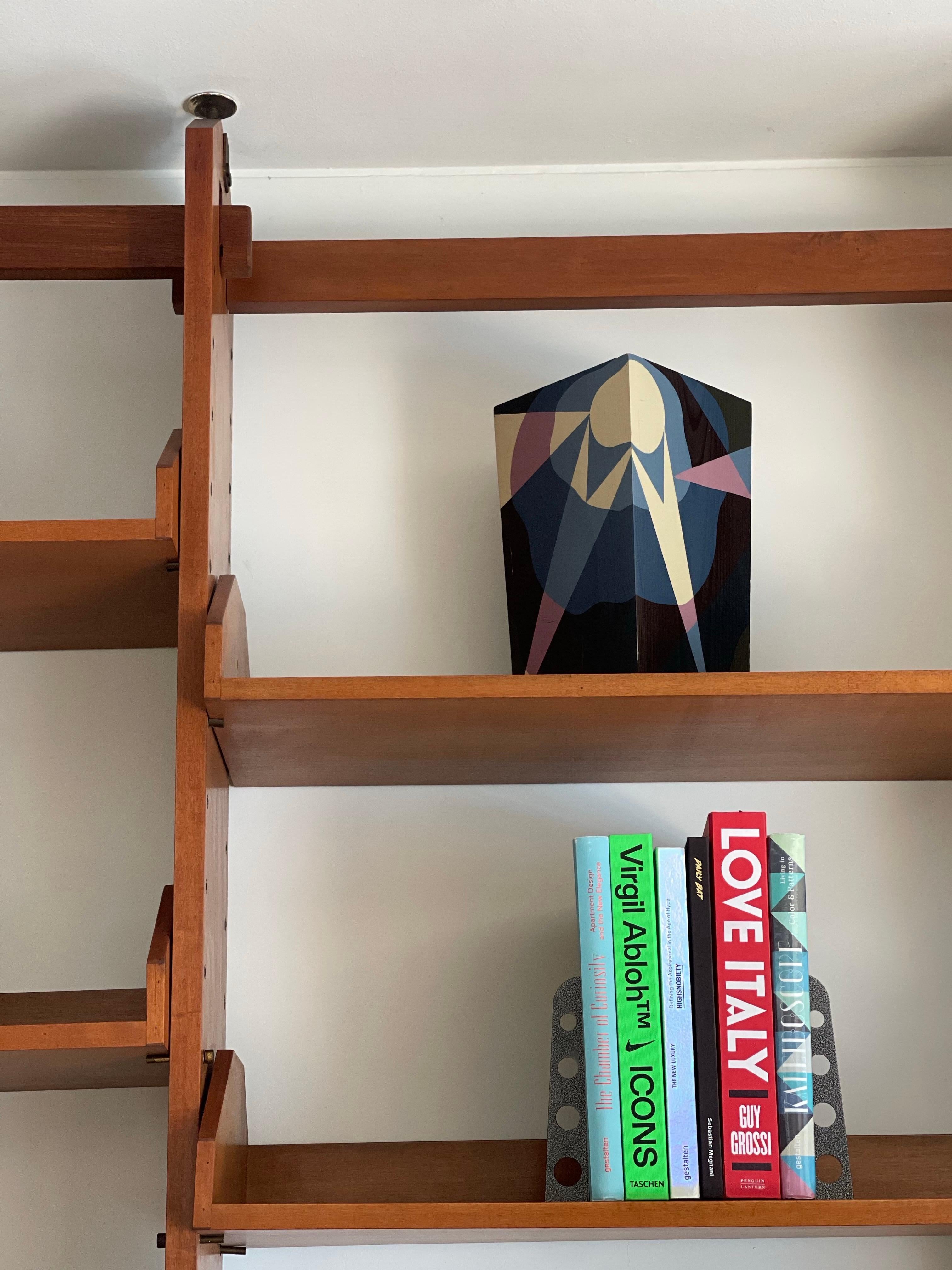 Giacomo Balla Vaso futurista italiano in legno Oggetto decorativo in vendita 2