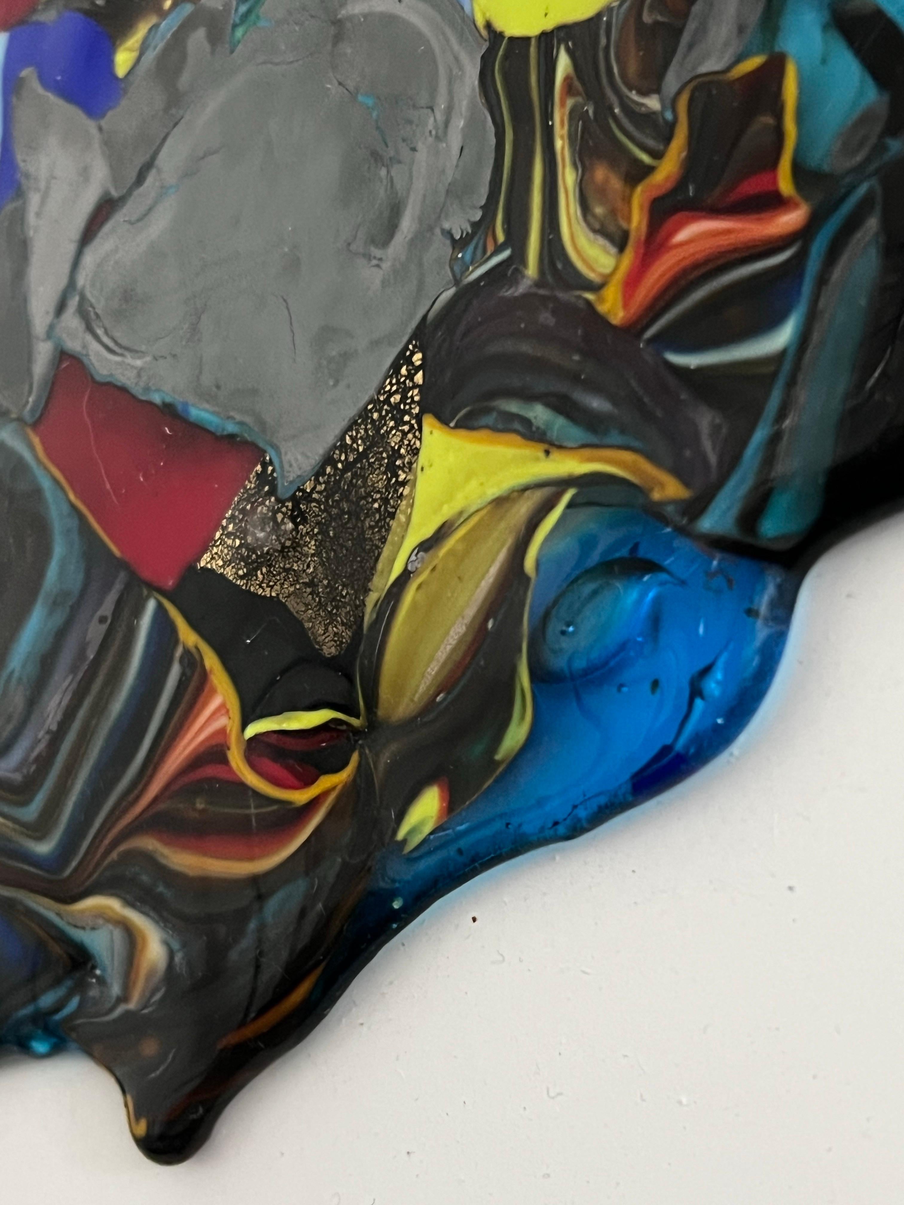 Sculpture murale contemporaine 