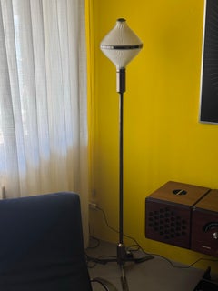 Rare lampadaire italien de collection Polimnia par Studio BBPR pour Artemide