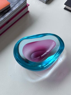 Vintage Mid-Century Murano Glass Bowl in Sommerso Glass, Flavio Poli Stye