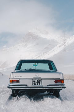 Mercedes 280SE en los Alpes, Impresión artística de Spinzi, Dolcevita italiana