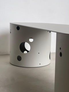 Banc contemporain « Silos » de Spinzi 2026, fabriqué en Italie
