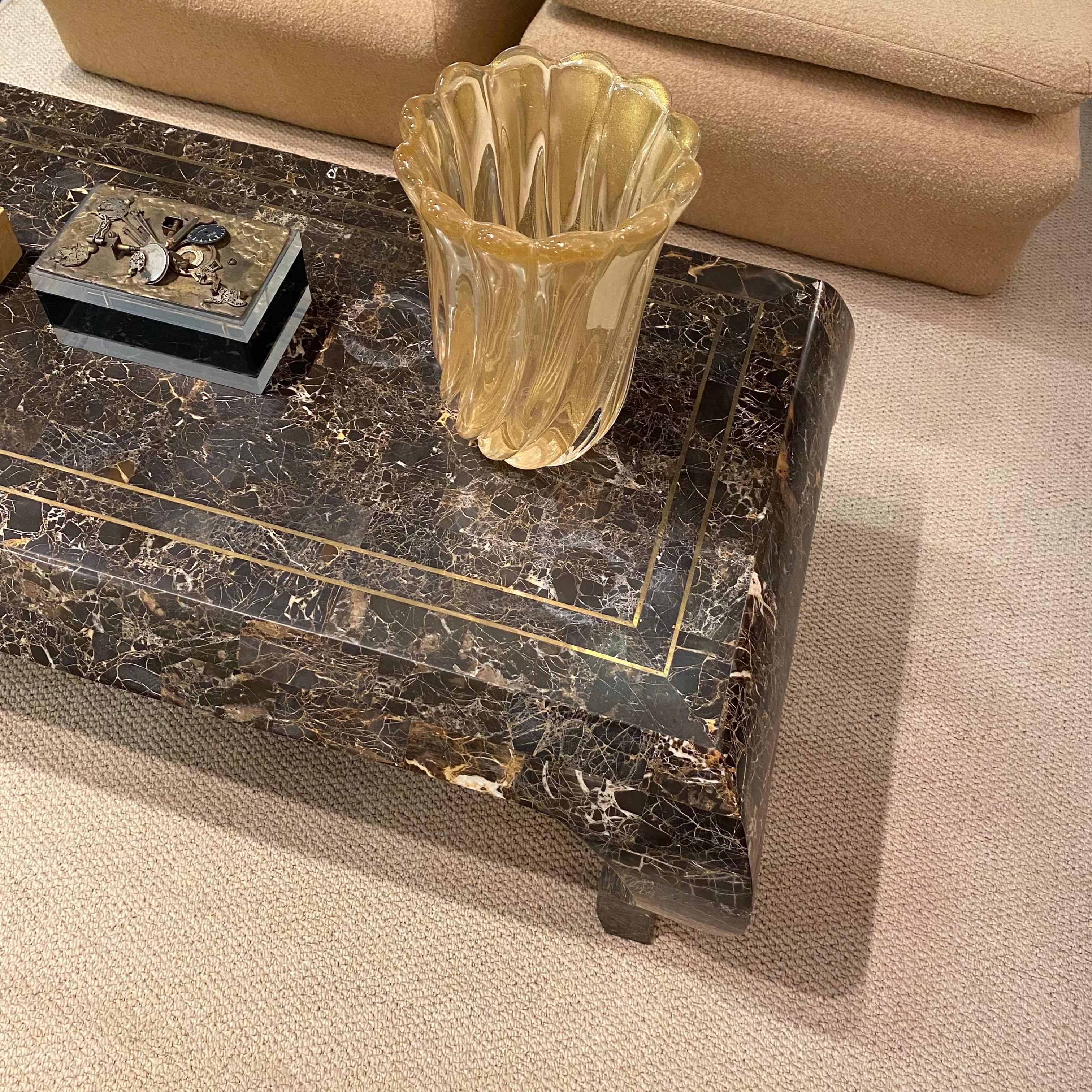 Maitland Smith Mosaik-Marmor-Couchtisch 1980er Jahre Vintage Hollywood Regency im Zustand „Gut“ im Angebot in London, GB