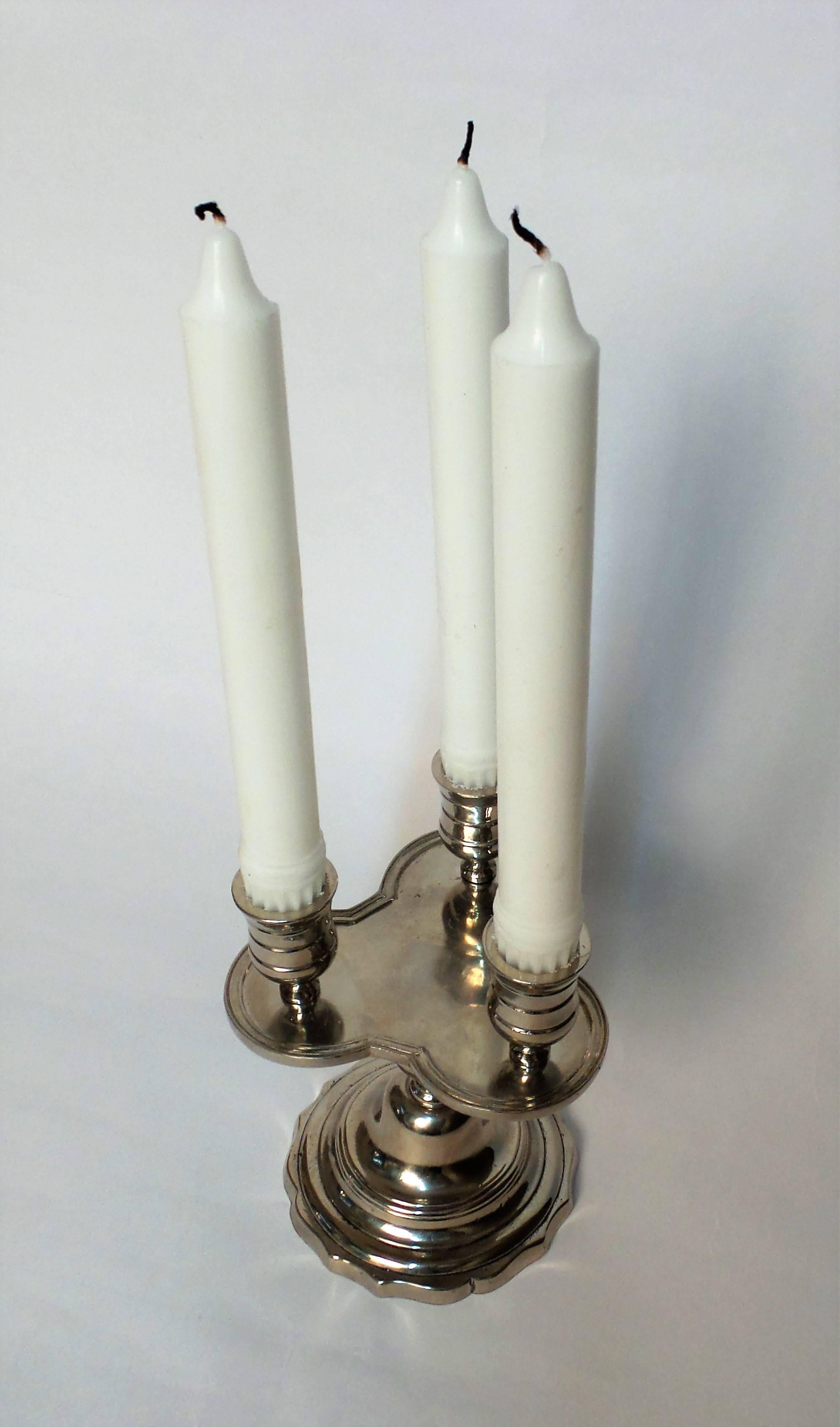 Trefoil Candlestick In Excellent Condition For Sale In Long Island City, NY