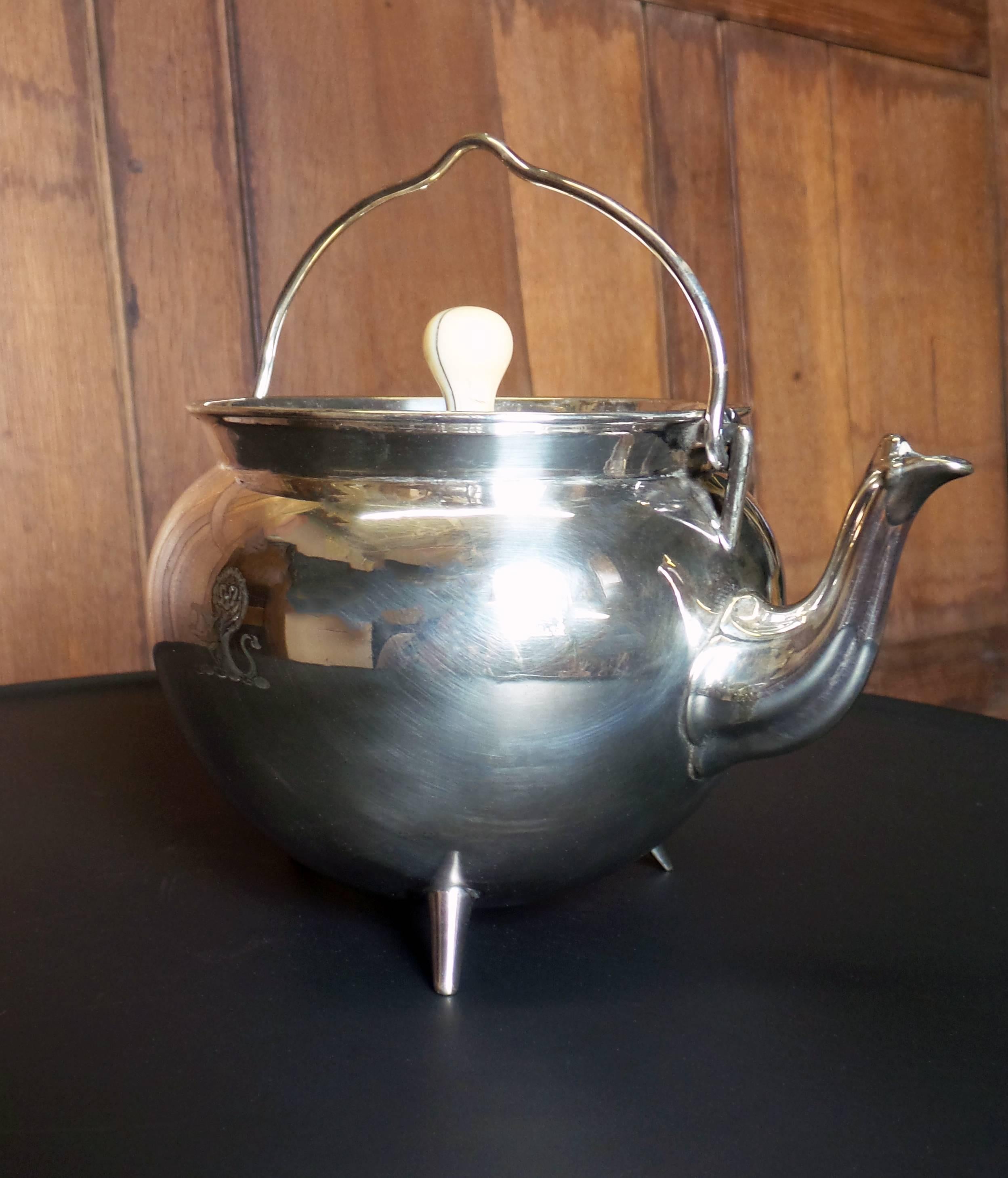 Silver Plated Tea-Pot with Cover and Bone Finial In Good Condition For Sale In Long Island City, NY