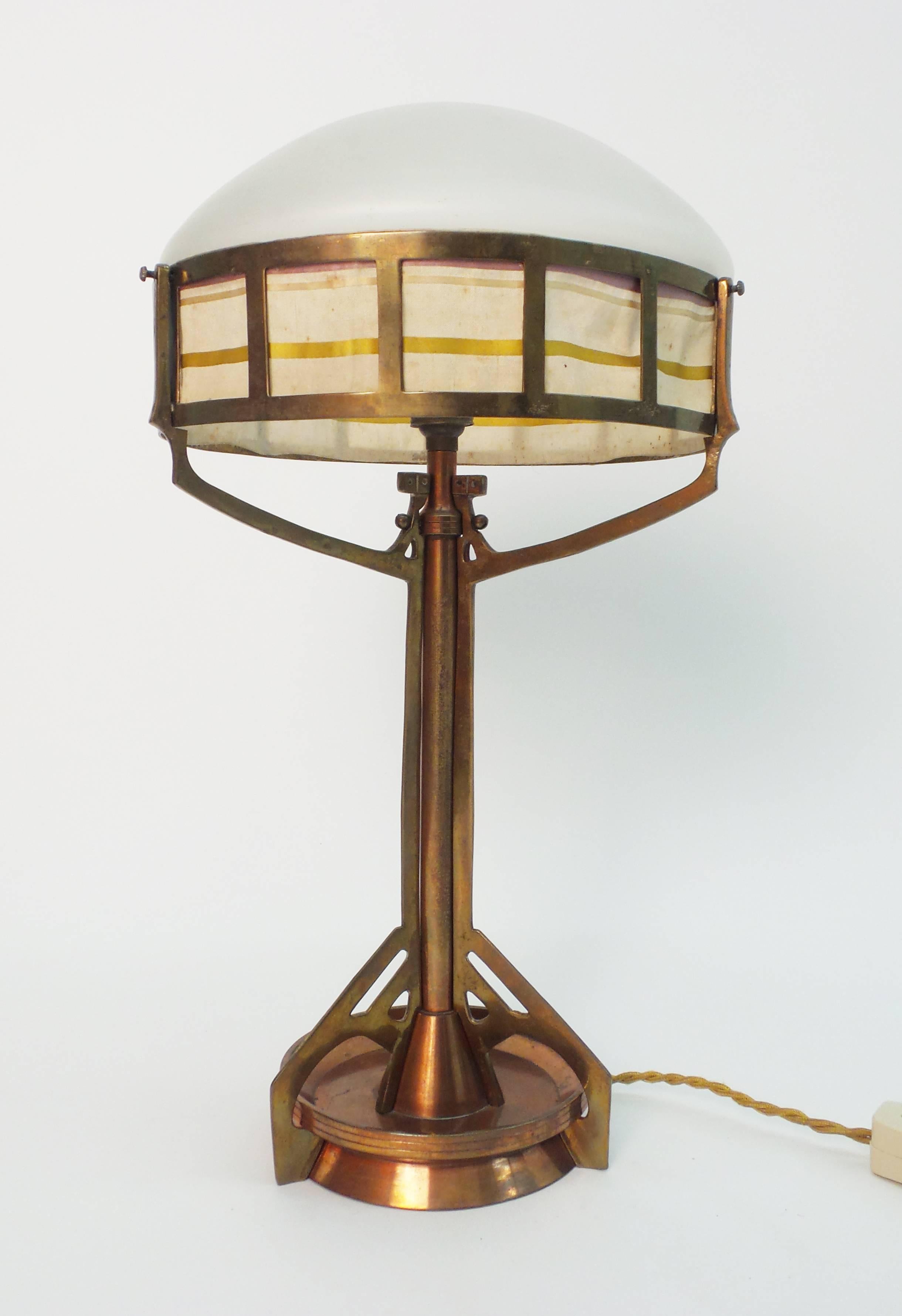 20th Century Jugendstil Period Table Lamp For Sale
