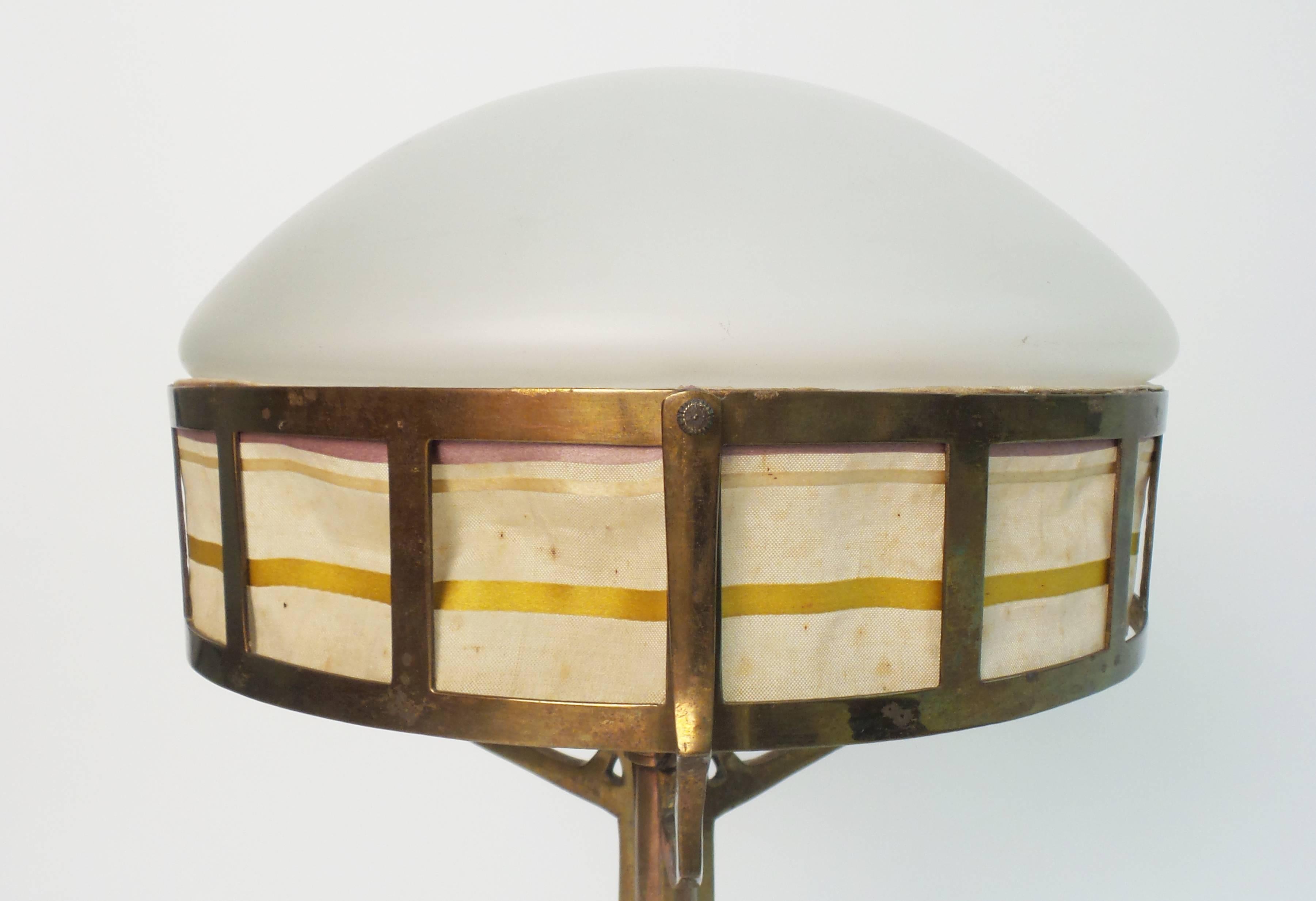 period table lamp lighting