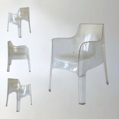 Sillas vintage «Kiss Me» de Driade, de lucita, diseñadas por Tokujin Yoshioko (Italia, 2004)