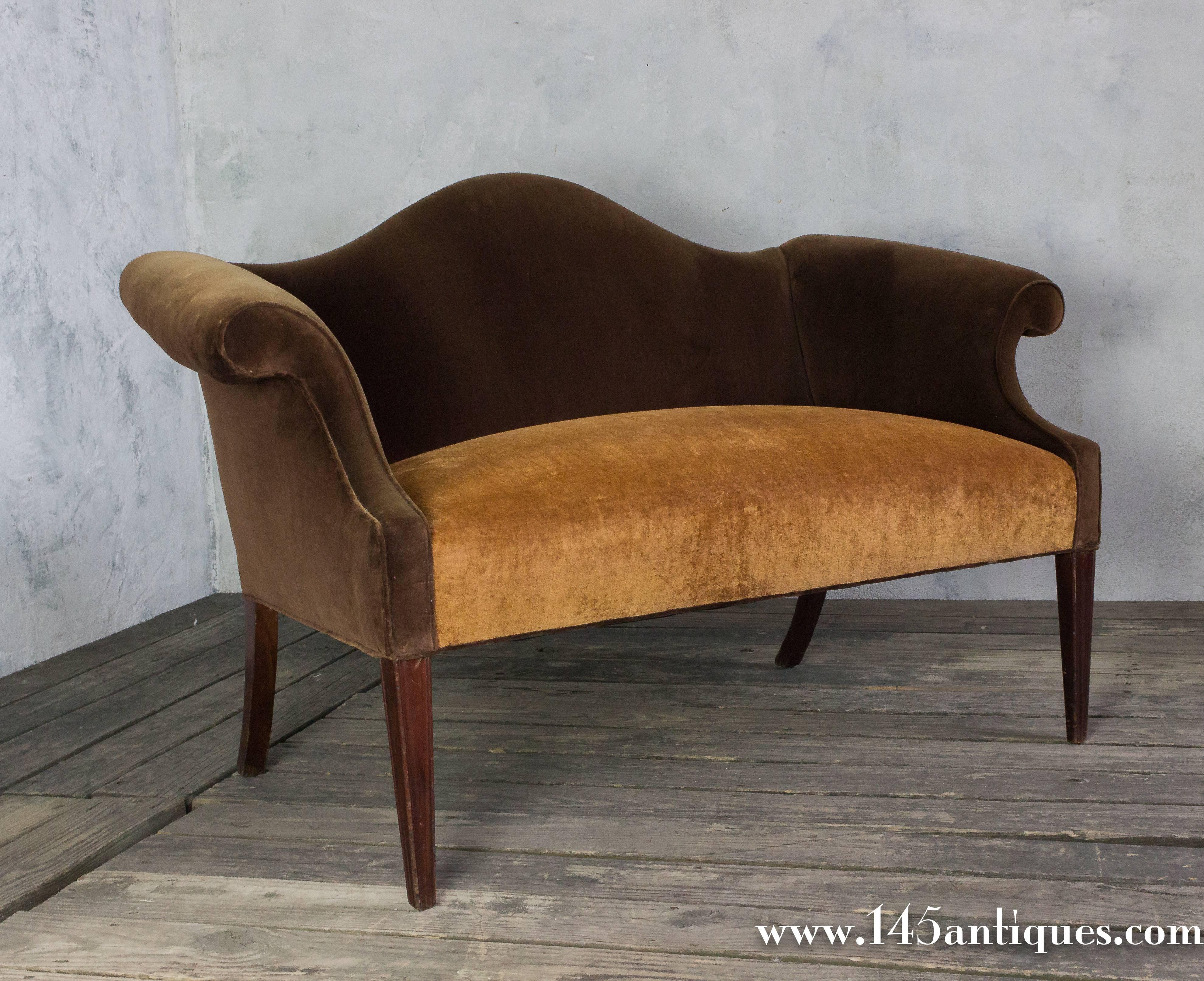 Early 20th Century 1920s American Brown Velvet Upholstered Settee 