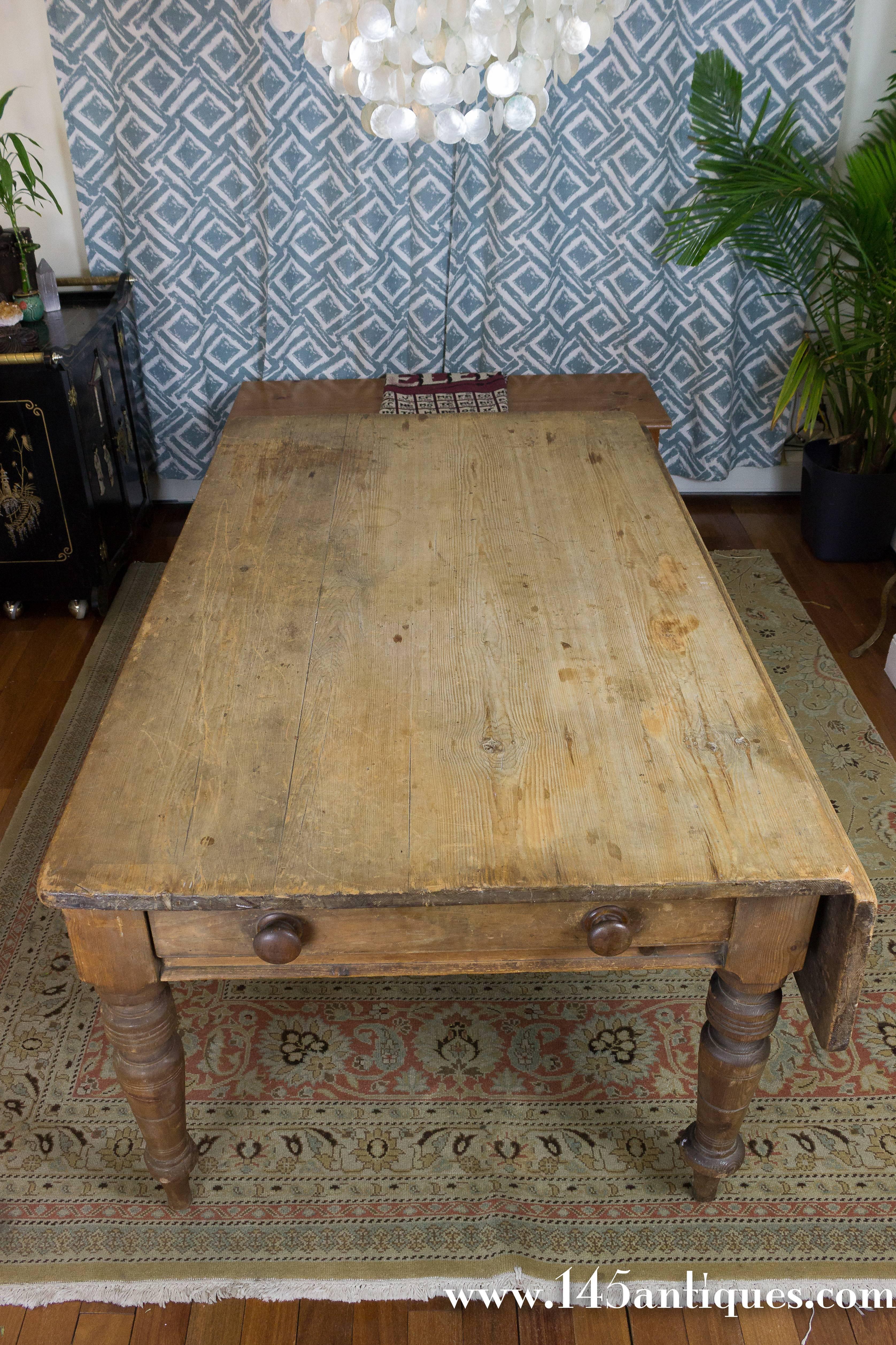 English 19th Century Solid Pine Farm Table 4