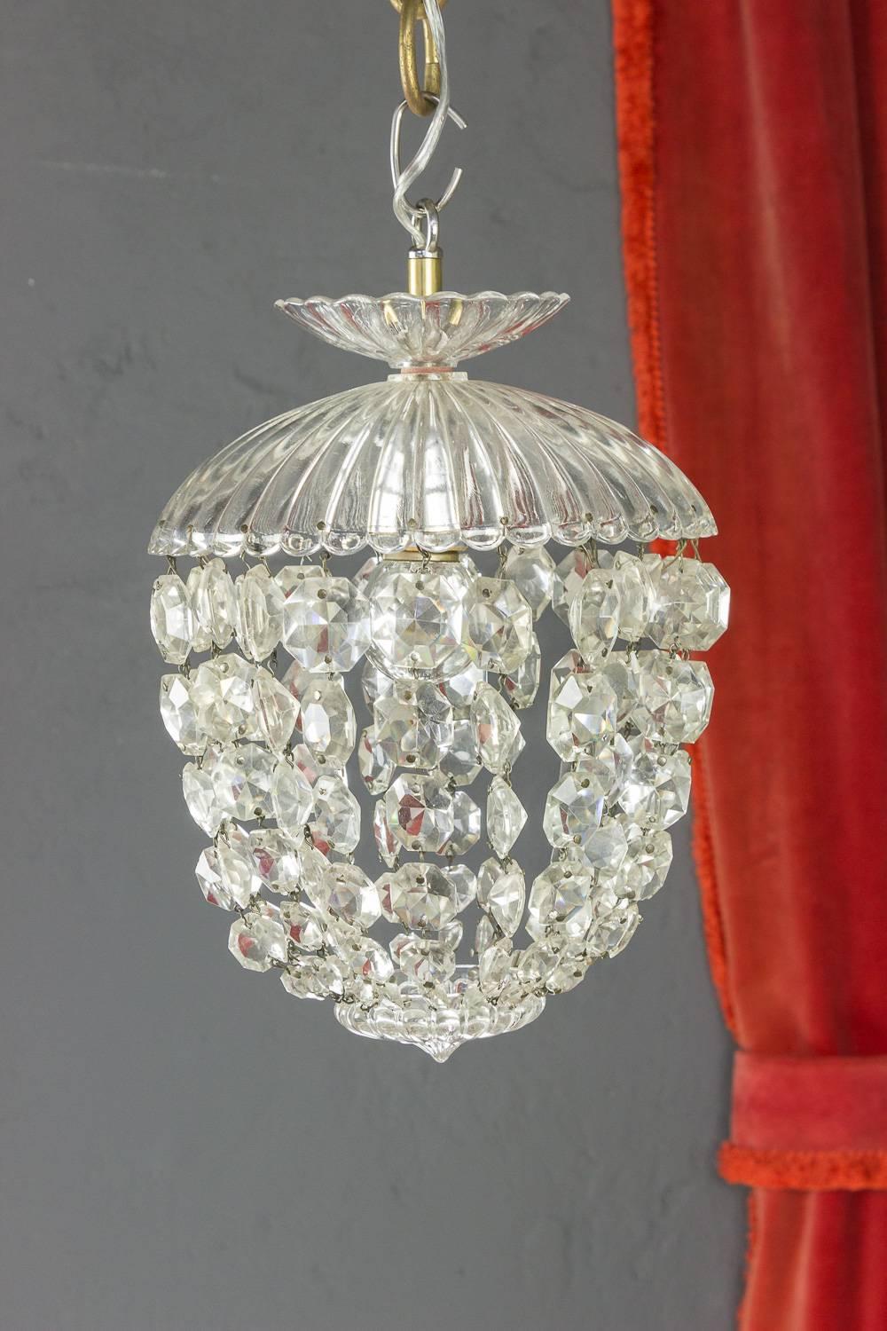 Small French glass and crystal pendant ceiling fixture, circa 1940s.