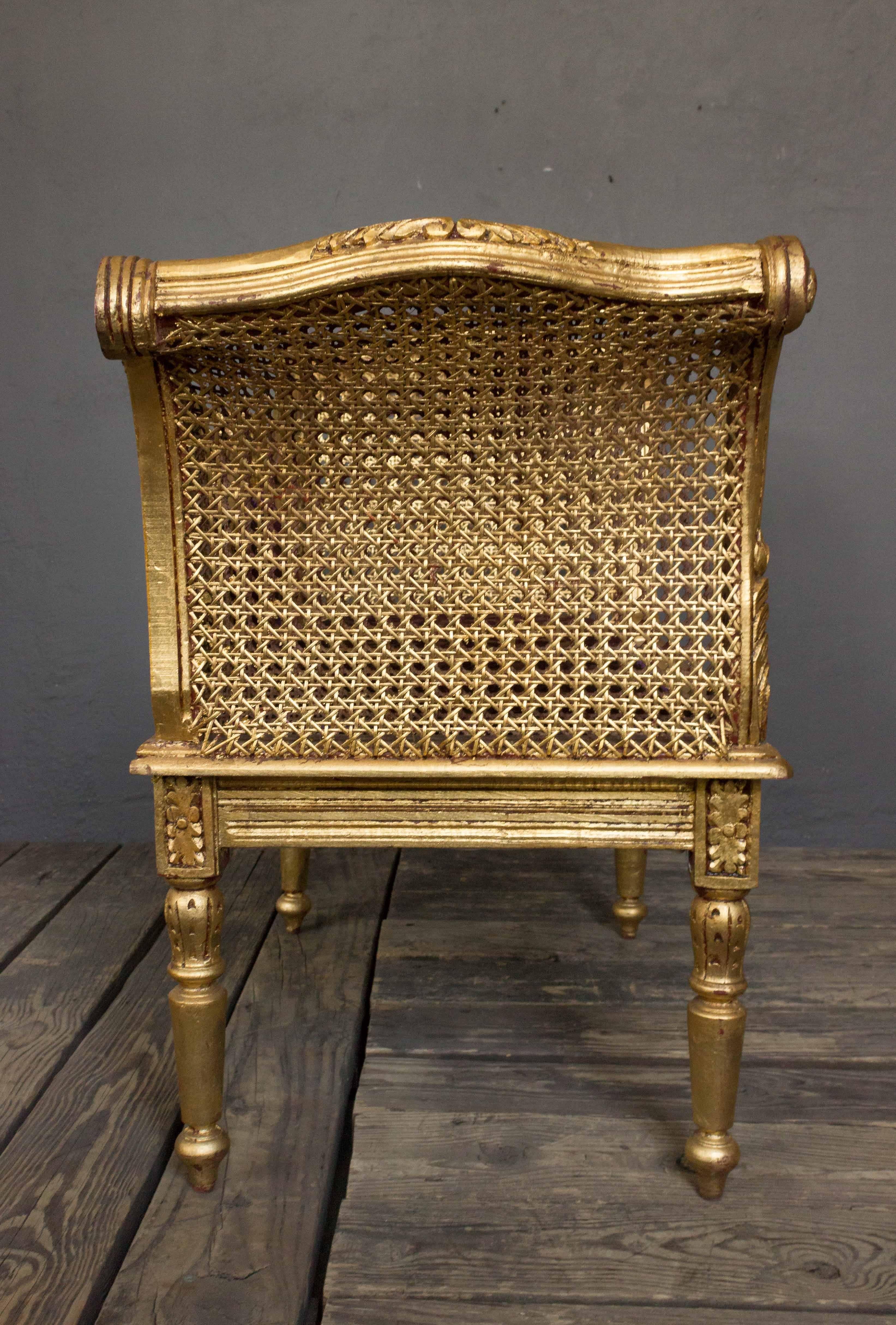 Early 20th Century Italian Gilt Window Seat In Excellent Condition In Buchanan, NY