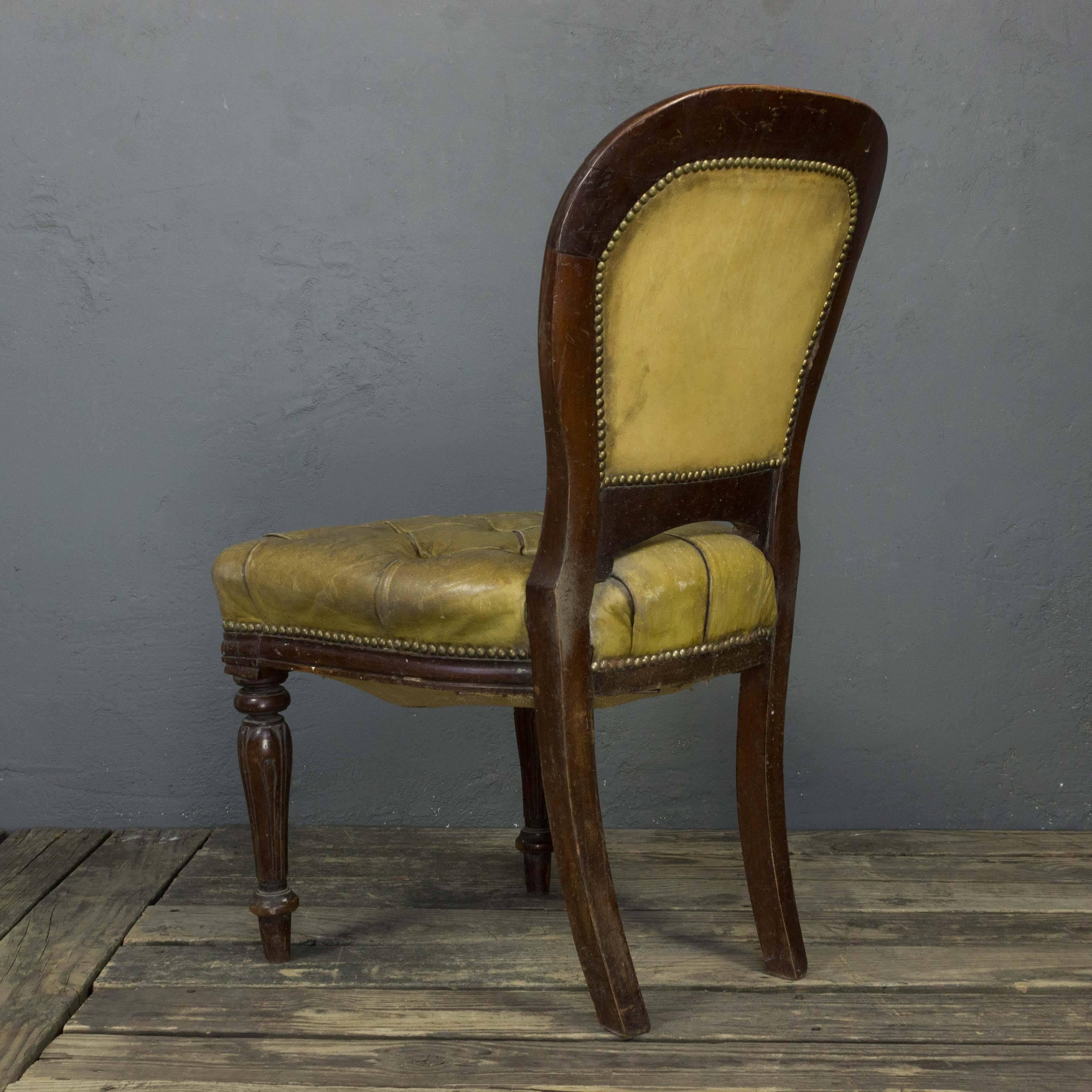 Set of Four 19th Century William IV Tufted Leather Side Chairs In Good Condition In Buchanan, NY
