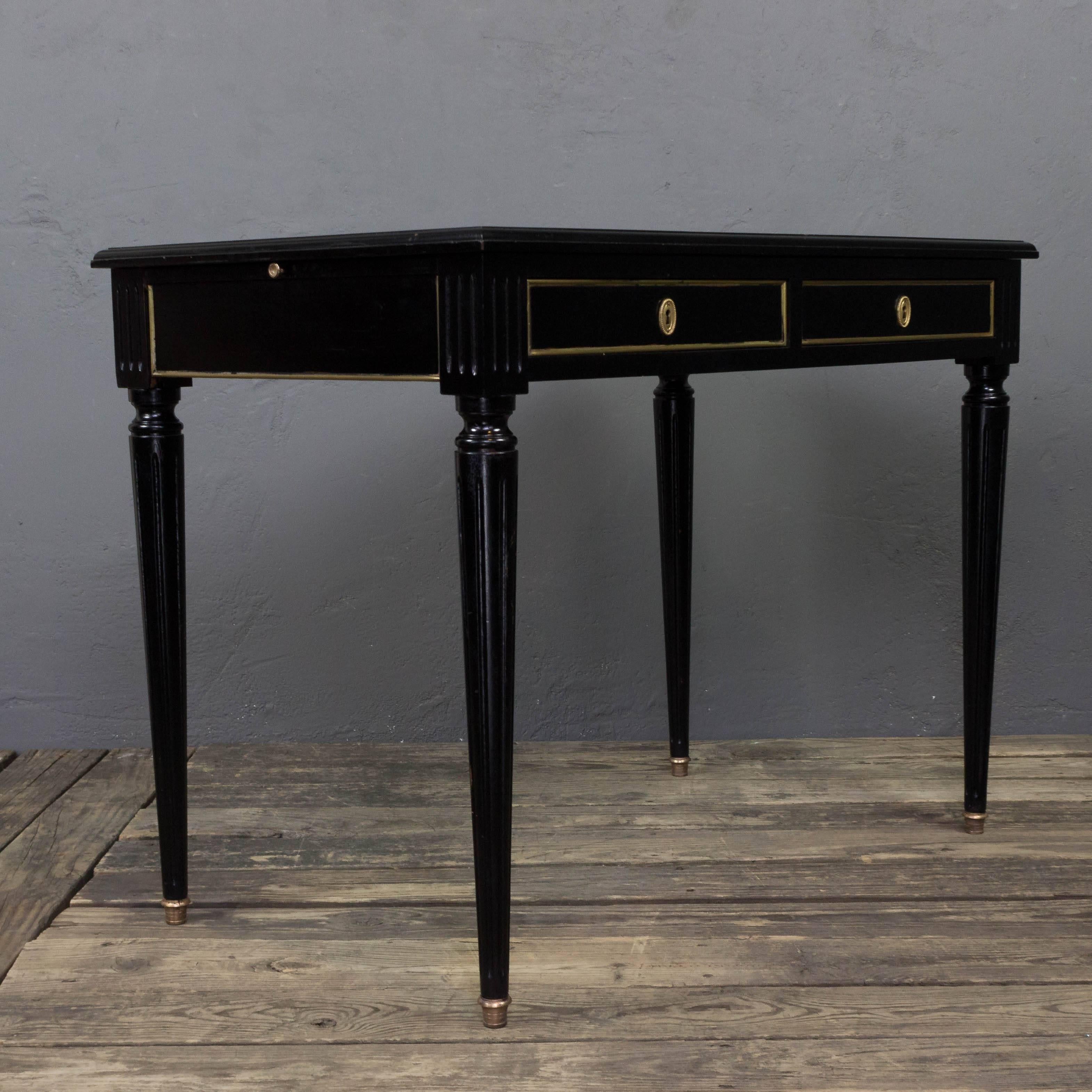 Small Ebonized Lady's Writing Desk with Leather Top In Excellent Condition In Buchanan, NY