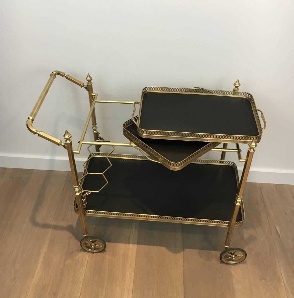 Mid-20th Century Neoclassical Brass Bar Cart with Two Removable Black Wooden Trays, circa 1940