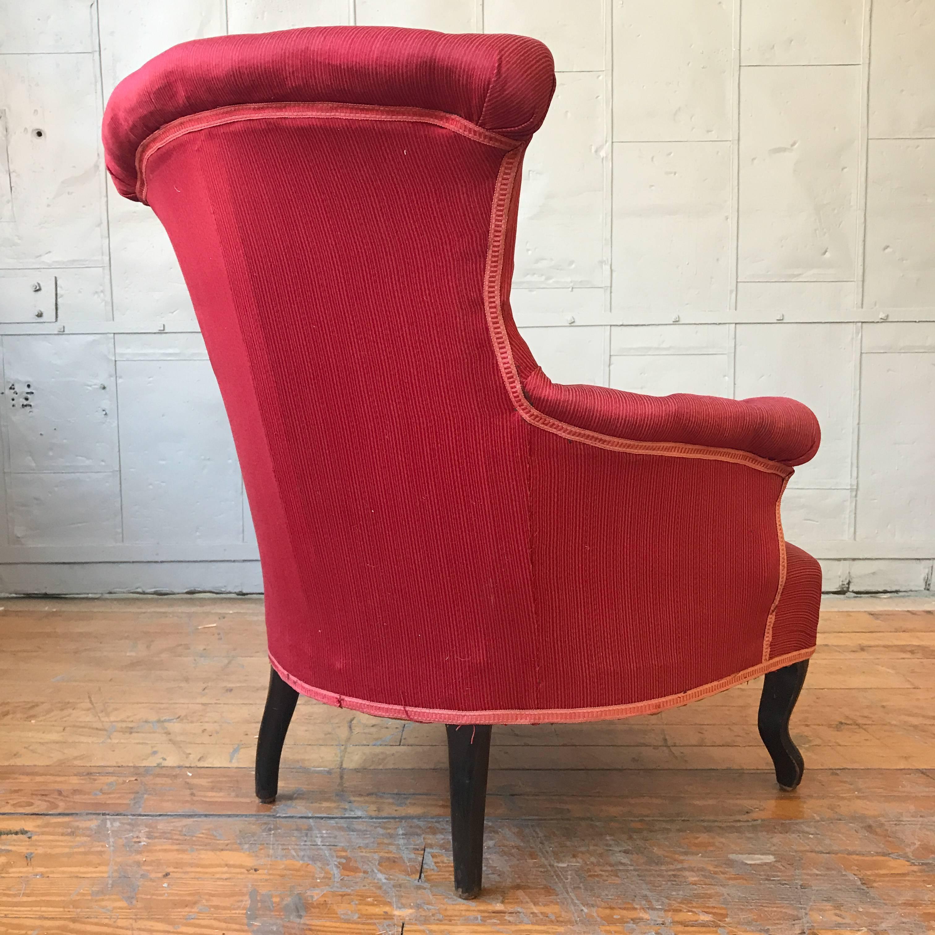 Pair of French Upholstered Armchairs in Red Fabric For Sale 1