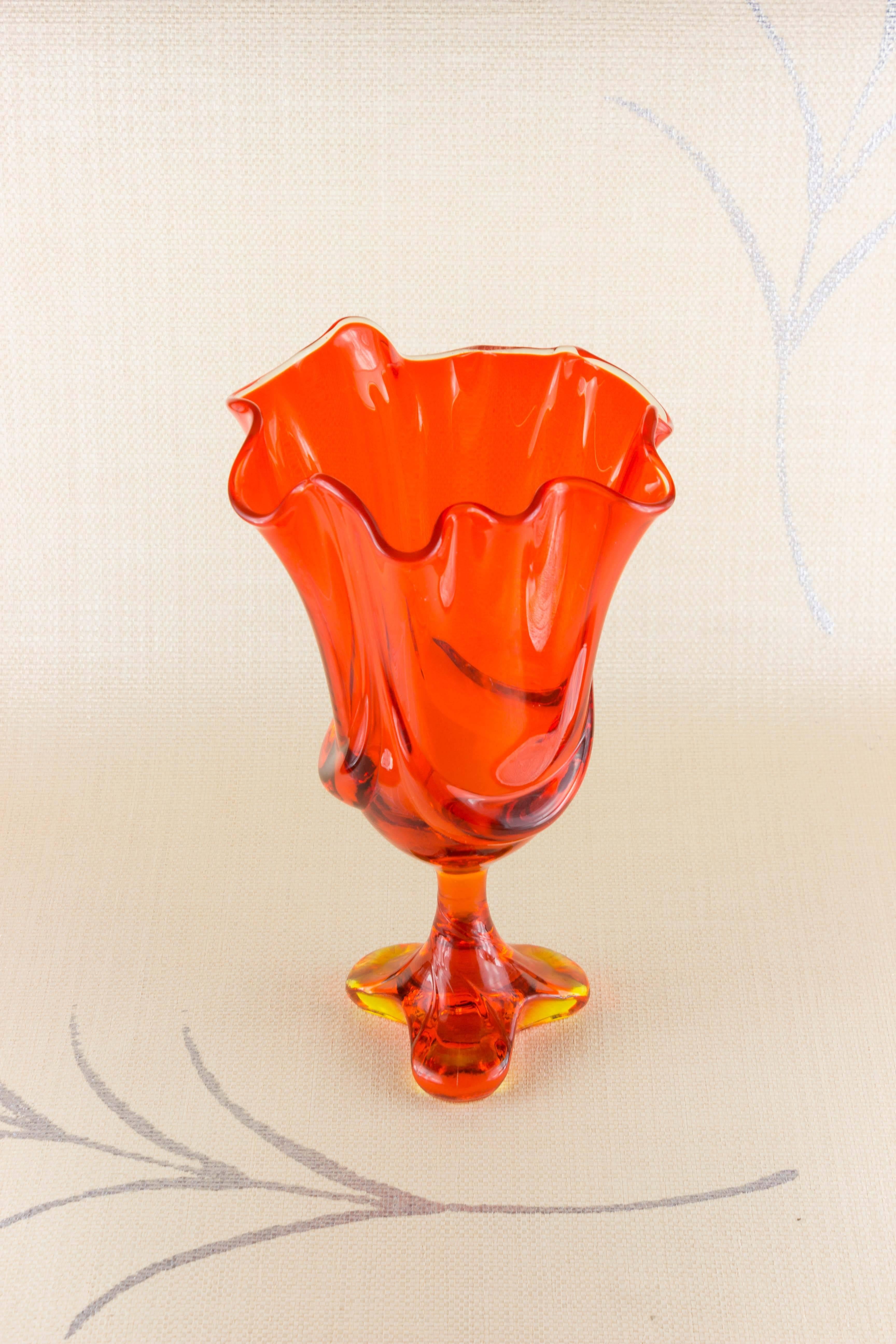 1960s Amberina Glass Vase by Viking In Good Condition In Buchanan, NY
