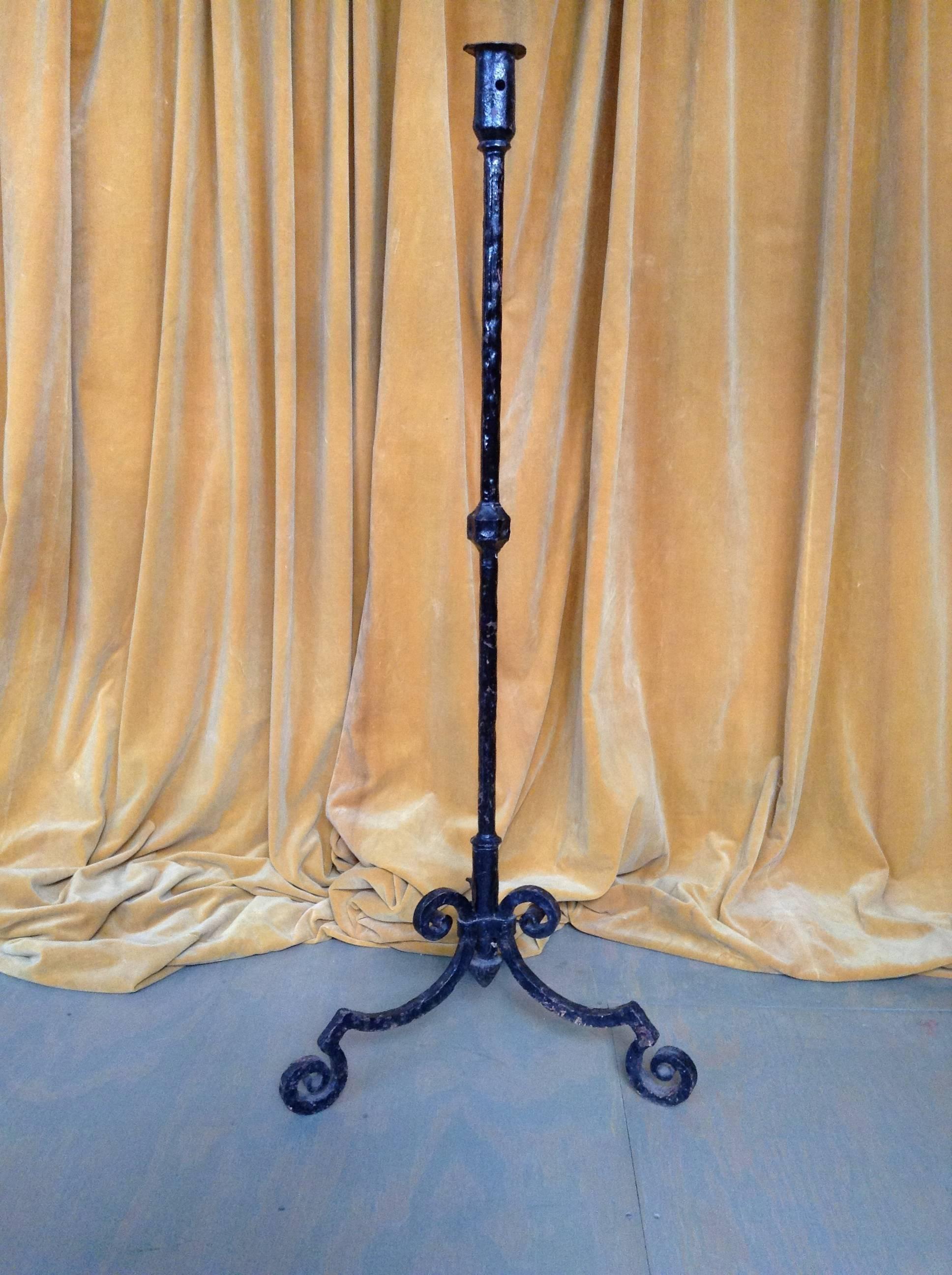 Mid-20th Century Large Painted Wrought Iron Floor Lamp