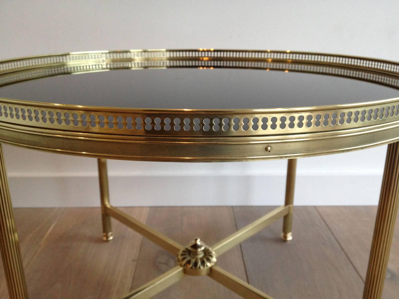 Mid-20th Century Pair of Round Brass End Tables with Black Glass Tops