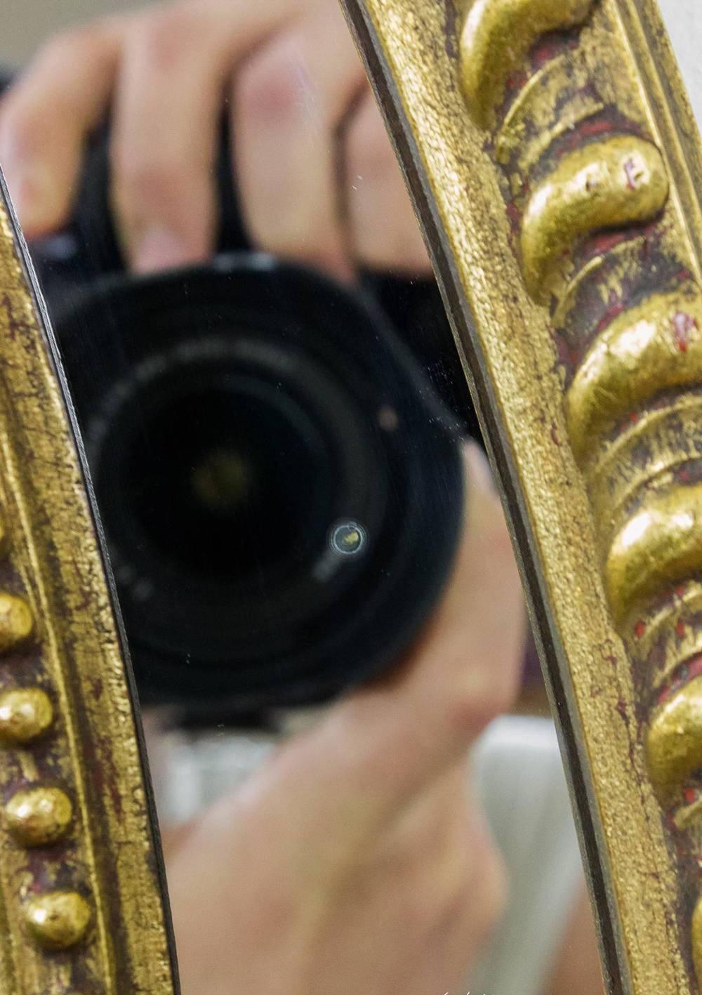 Gesso 1940's Oval Neoclassical Giltwood Mirror