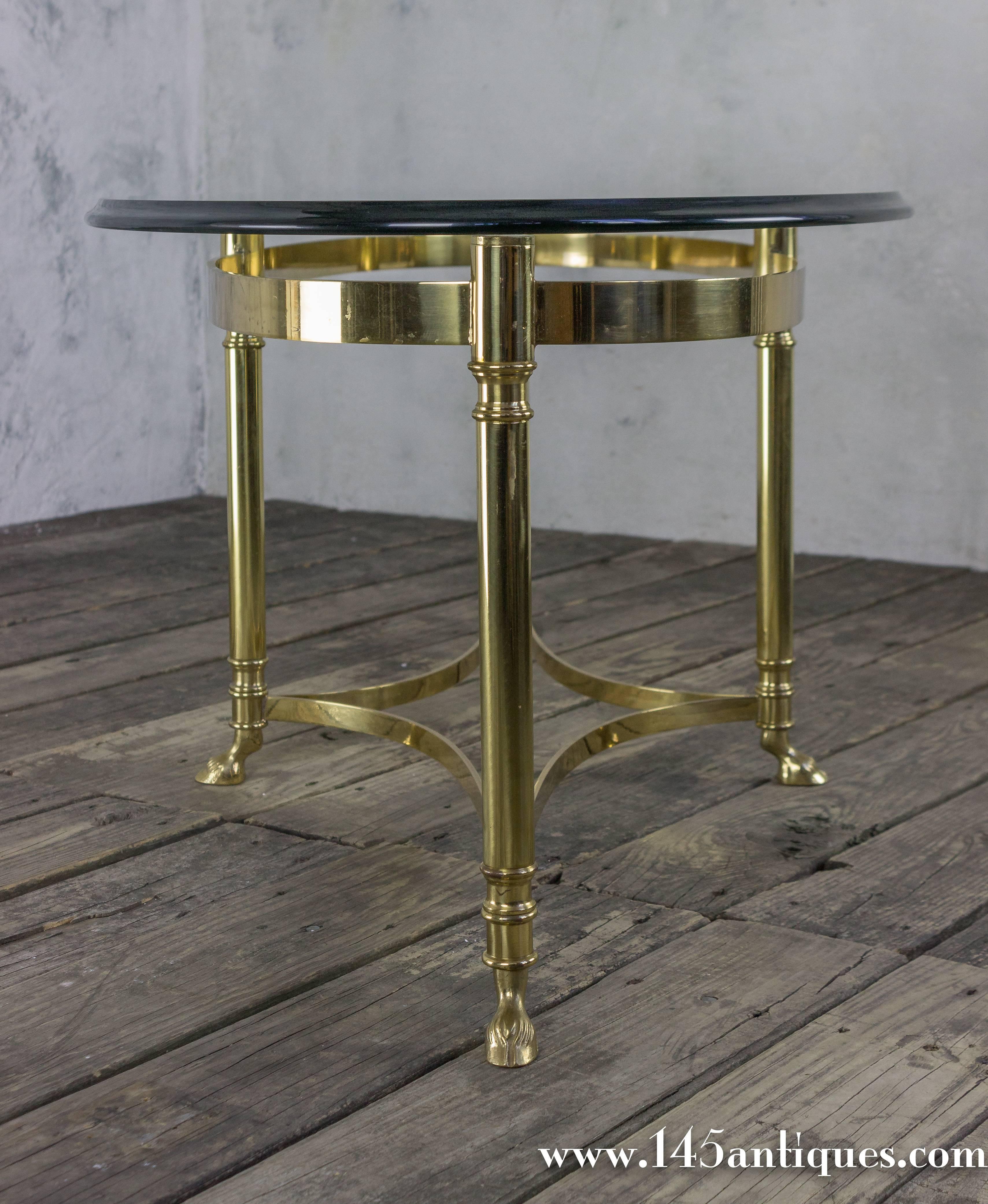 Italian Oval Brass and Glass Coffee Table, 1940s In Good Condition In Buchanan, NY